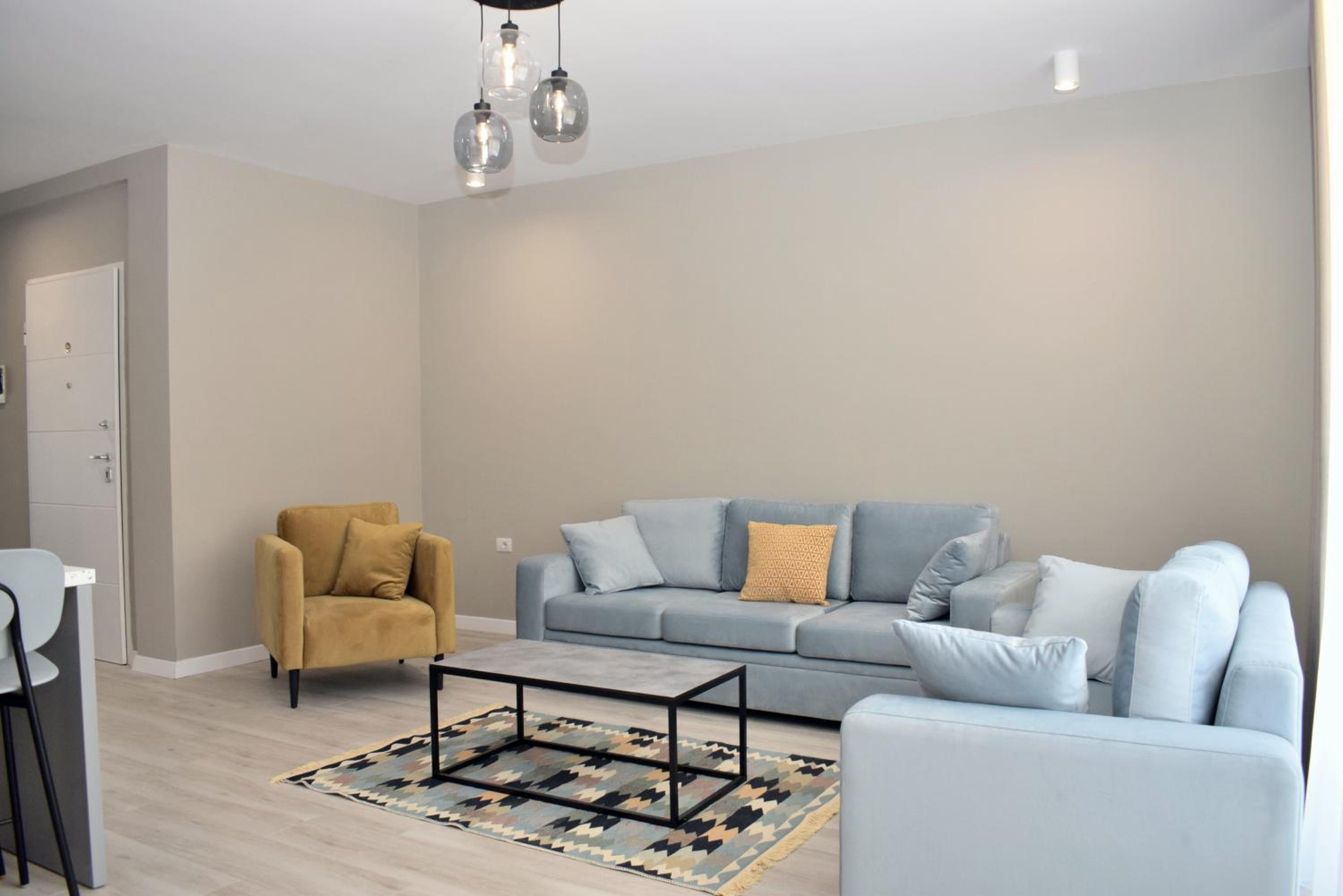 White Moon Apartments