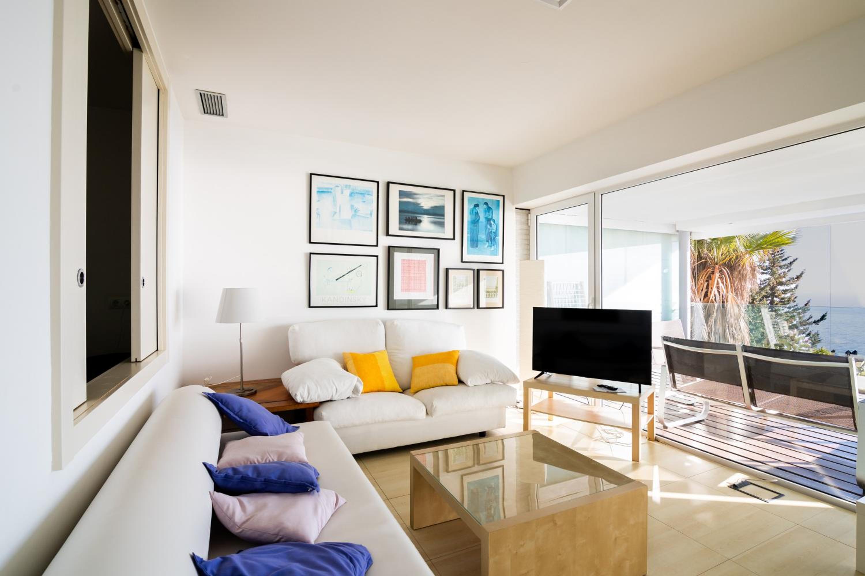 Sitges Suites en Sitges — hotel room