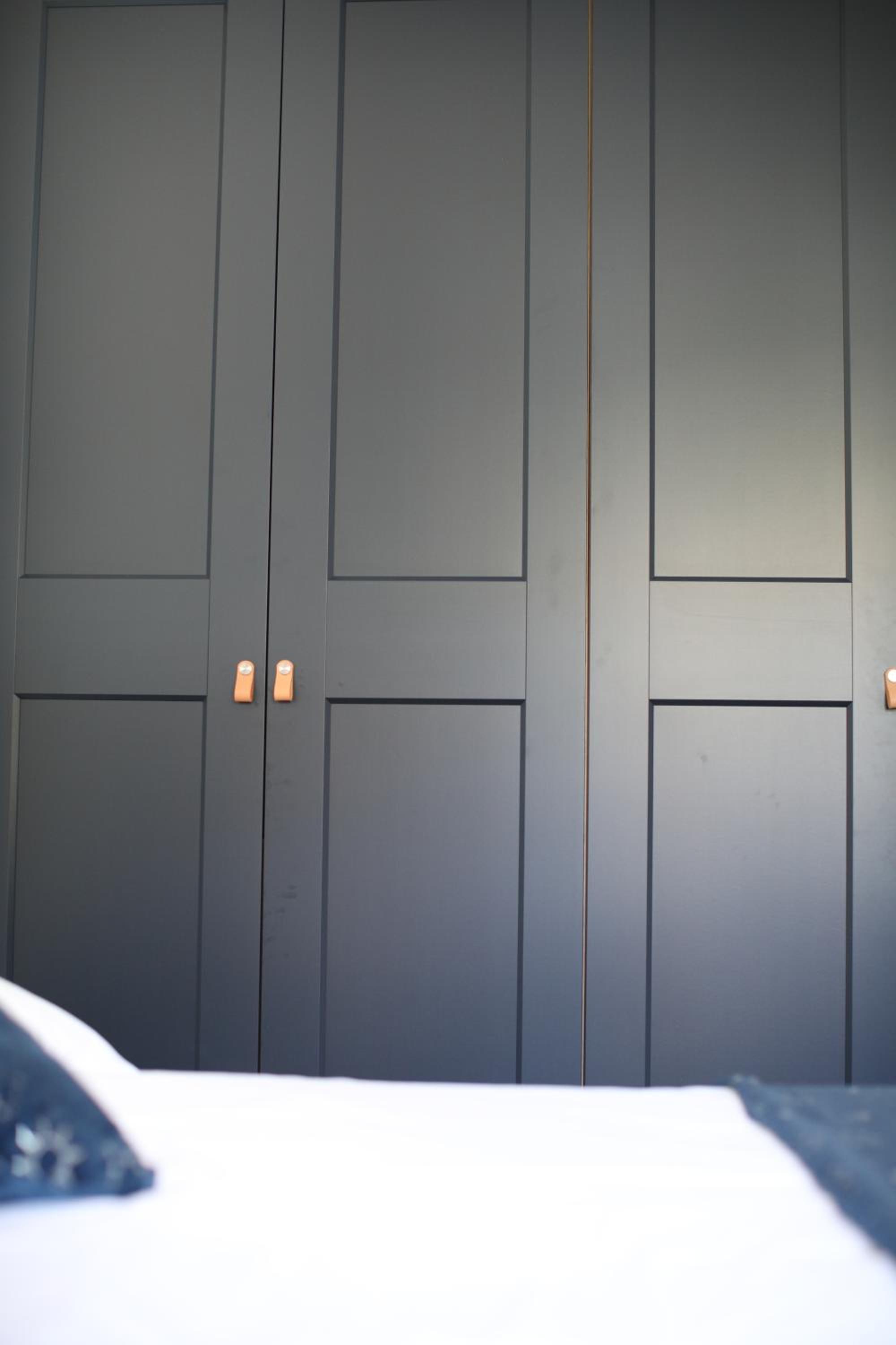 Maestro Damián, Moderna Vivienda Turística a Estrenar en Bilbao