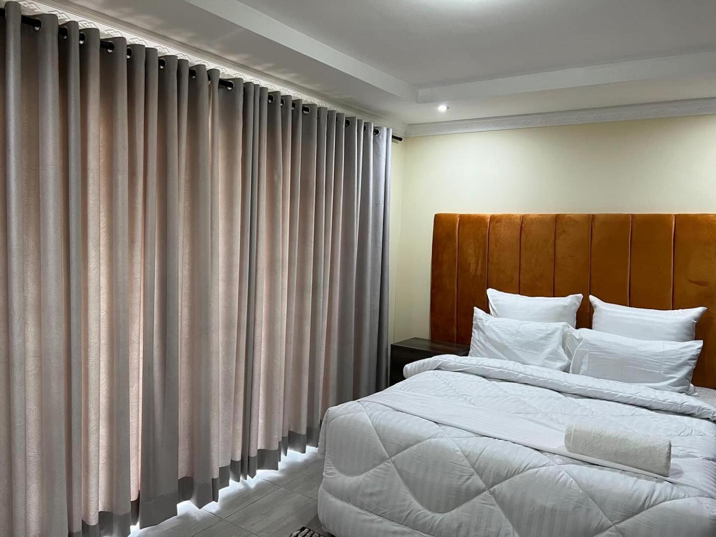 Roma Apartments