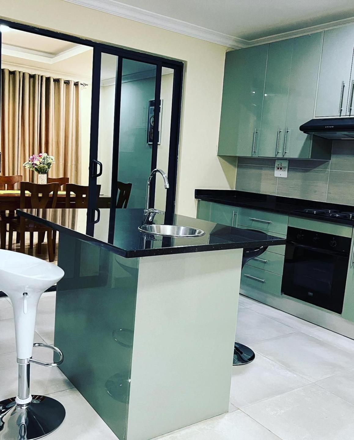 Roma Apartments