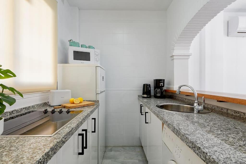 Erisa I apartament La Carihuela 100 mts beach view 5