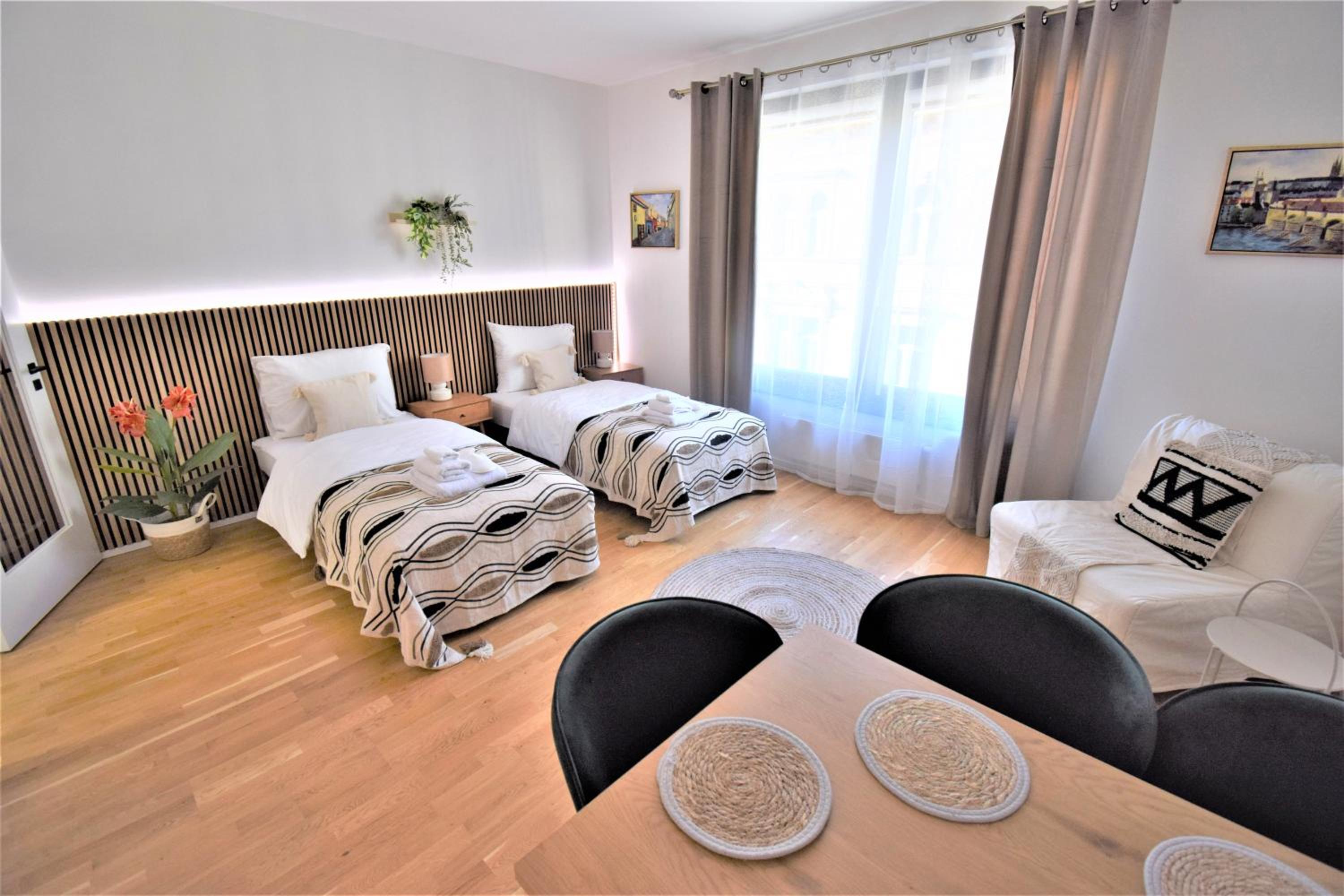 Jasminn Apartments