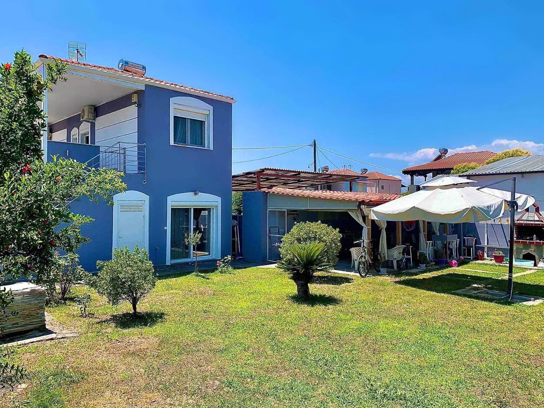 BLUE HOUSE