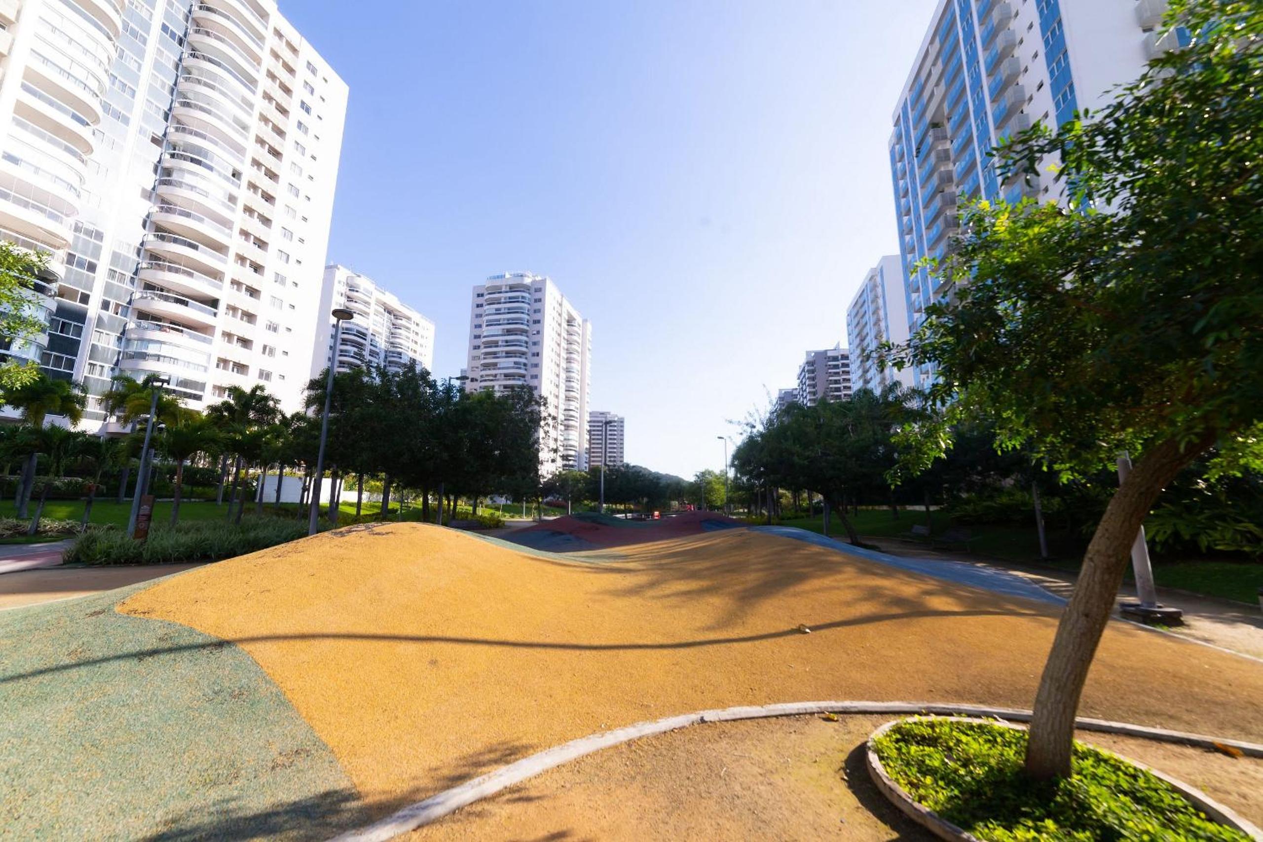 Flat in Ilha Pura next to Rio Centro in Barra
