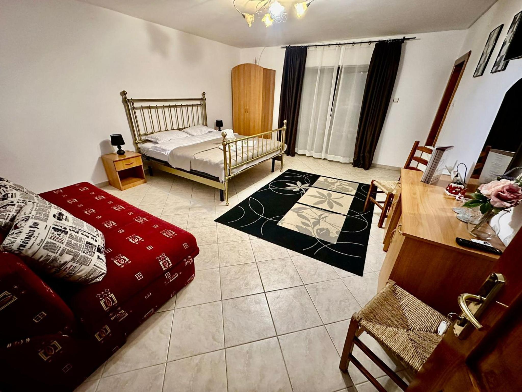 Photo 43
