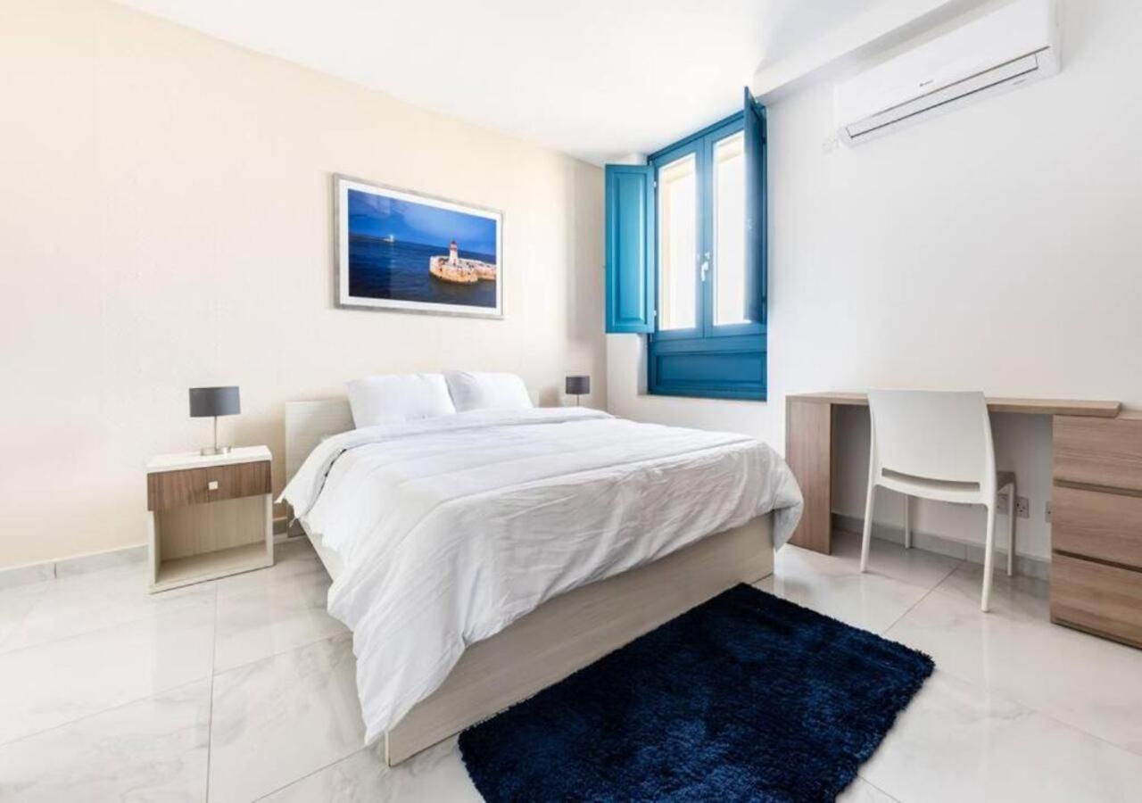 Sea View Luxury Apartment Brand New in Valletta view 2