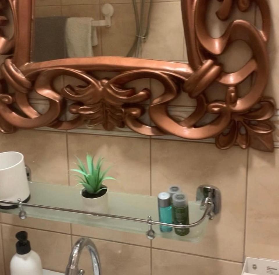 Photo 33