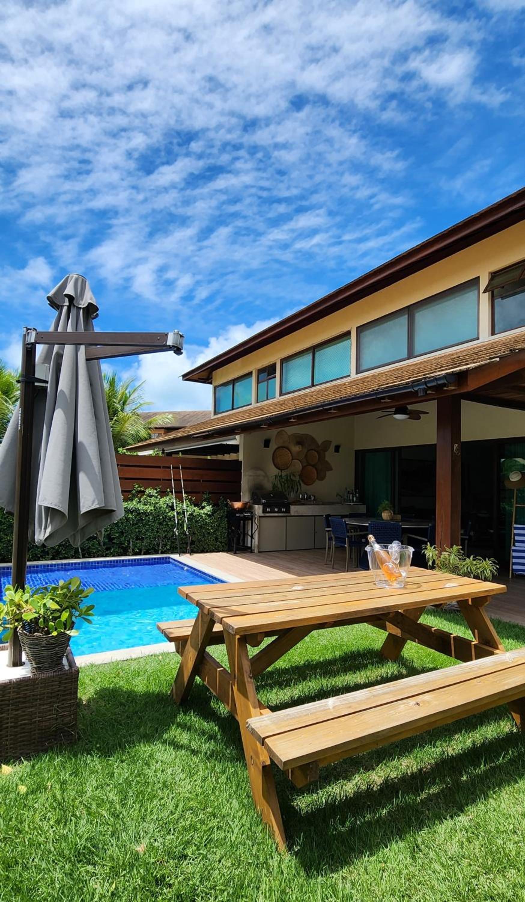 Casa Luxo com piscina privativa próximo a Igrejinha - Com colaboradora e enxoval