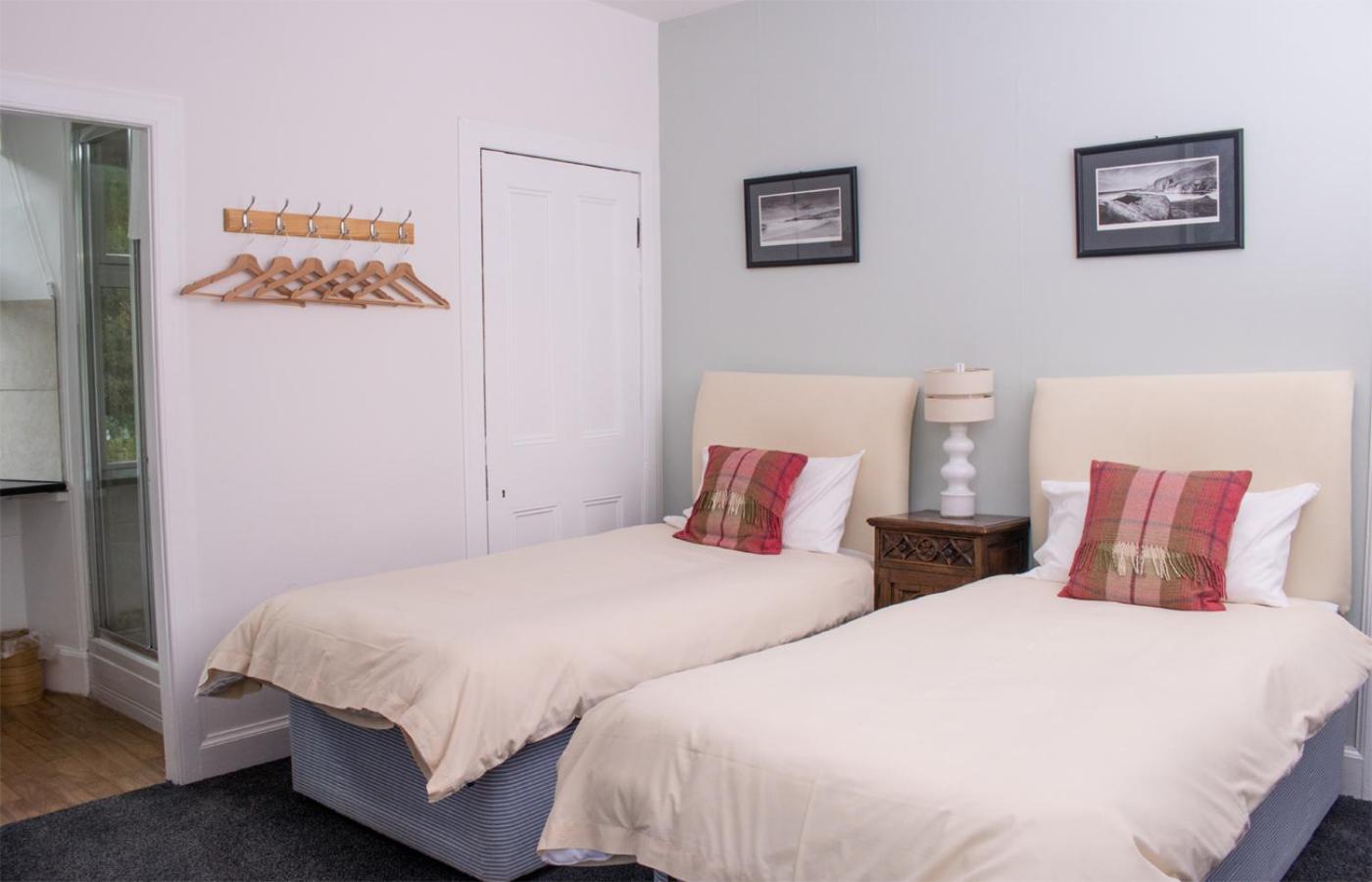 Stationmasters Lodge