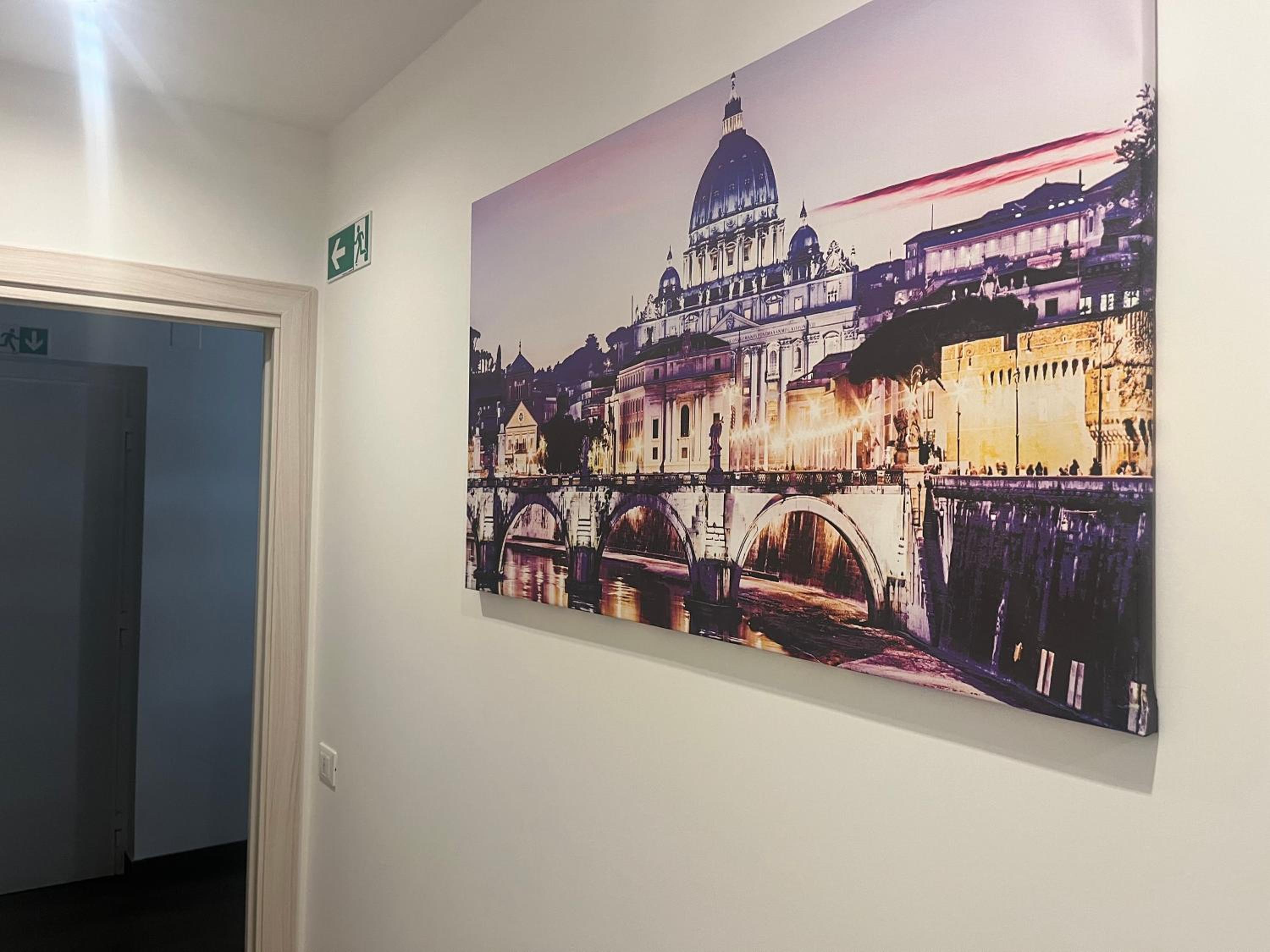 Anastasio Vatican Rooms G H