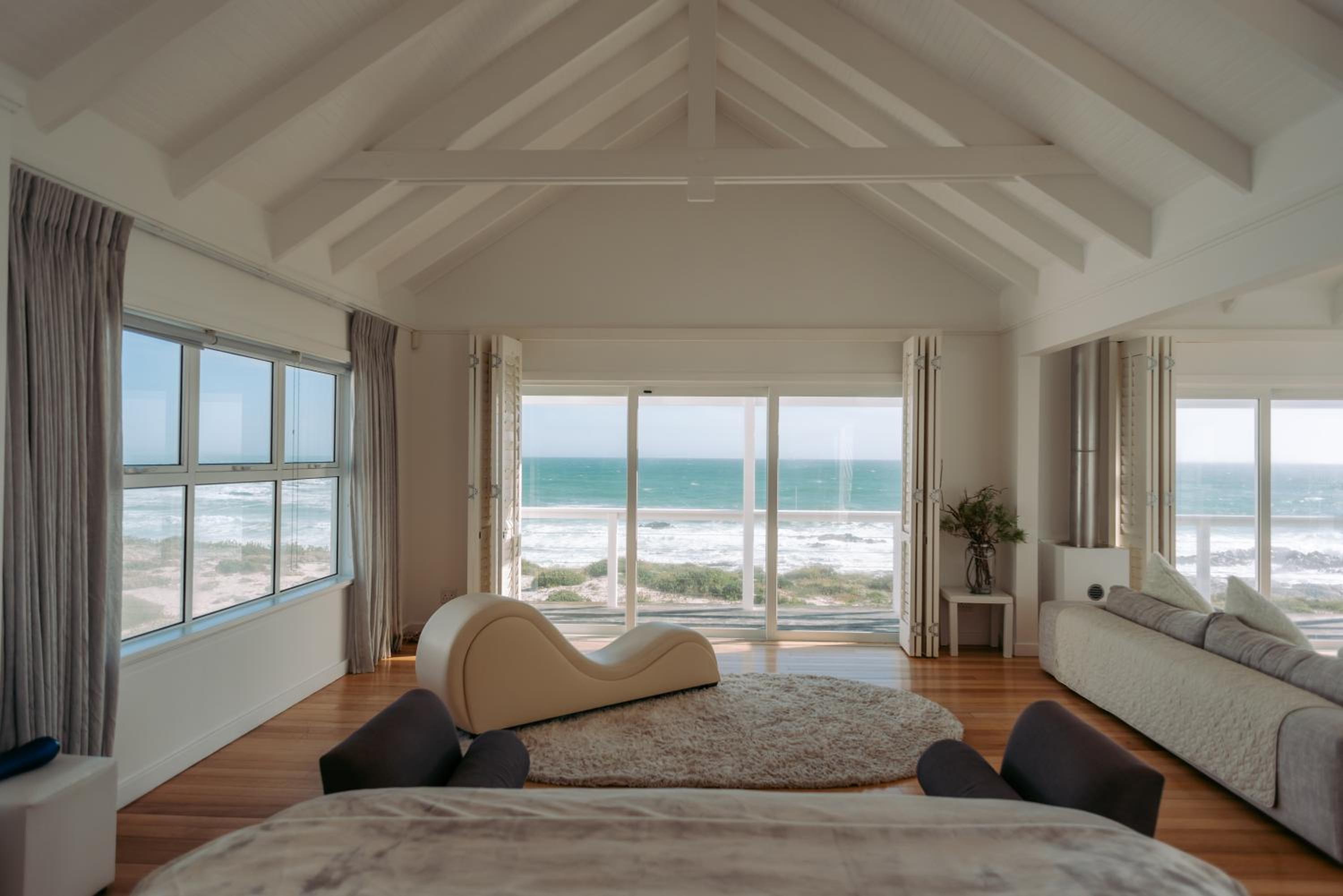 White Sands Beach Villa