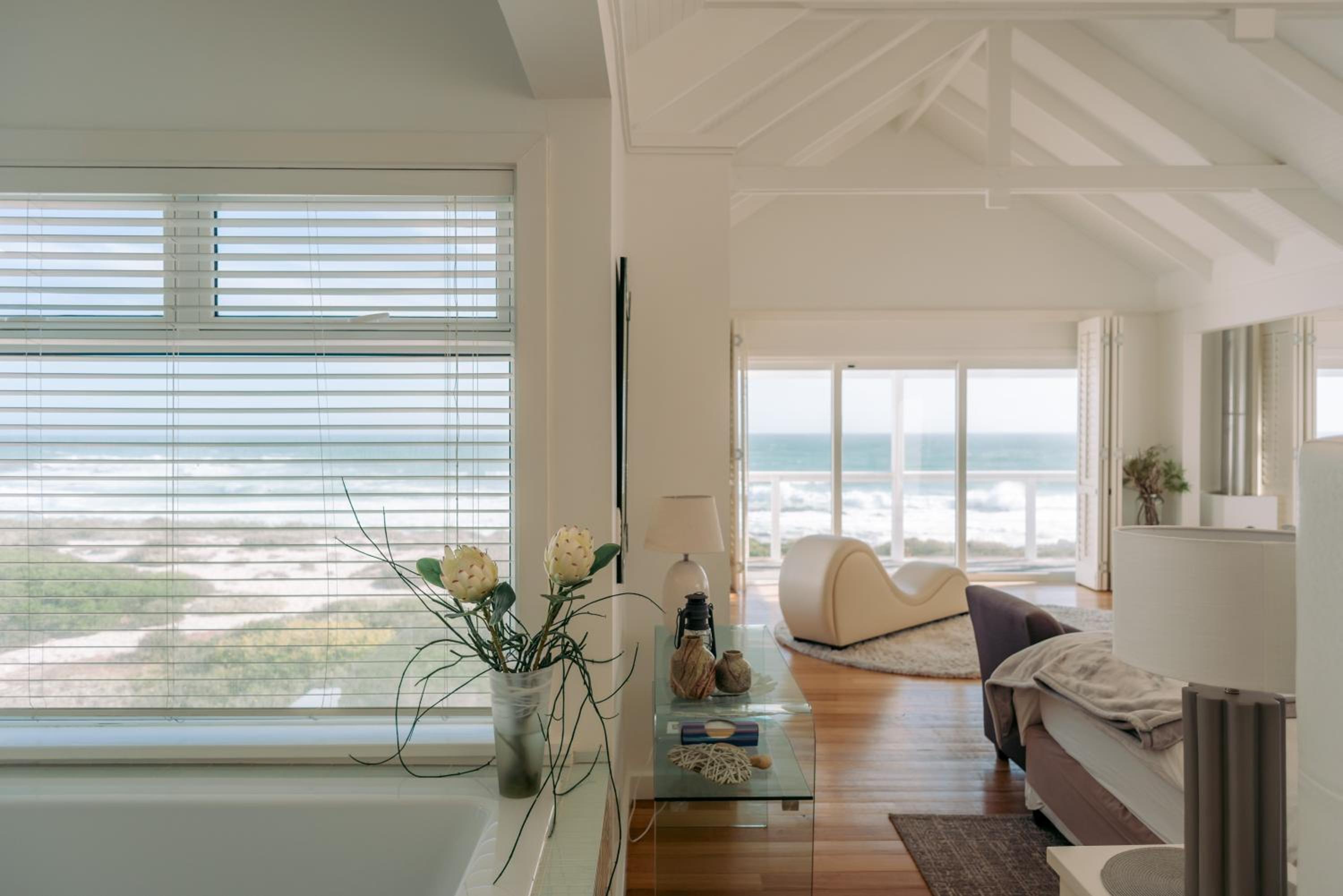 White Sands Beach Villa