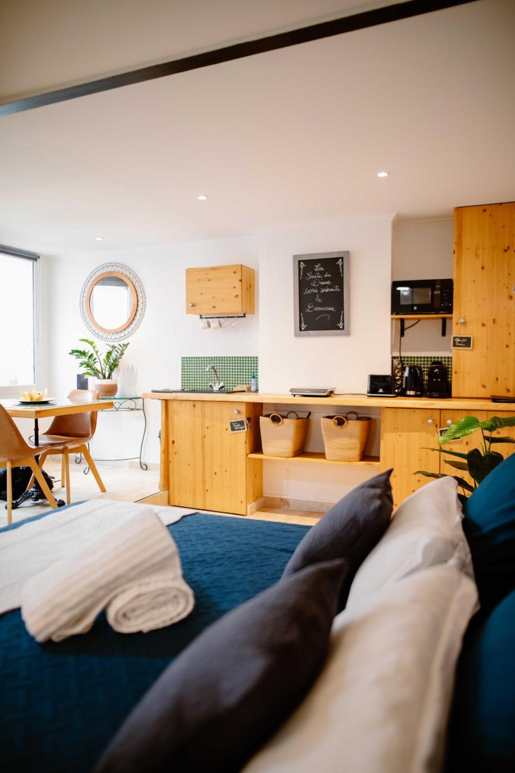 Suite de Diane Jacuzzi - Premiere conciergerie