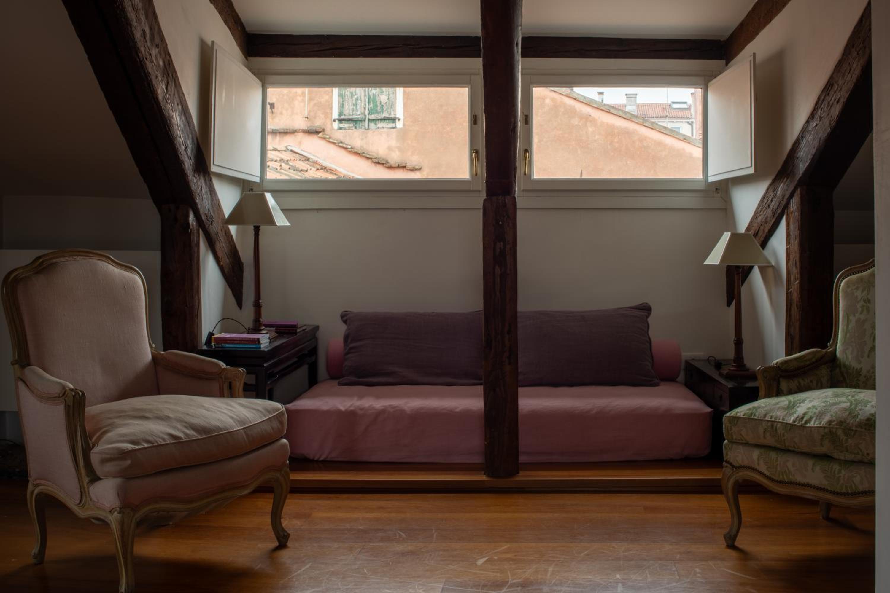 Santa Giustina Palace R&R