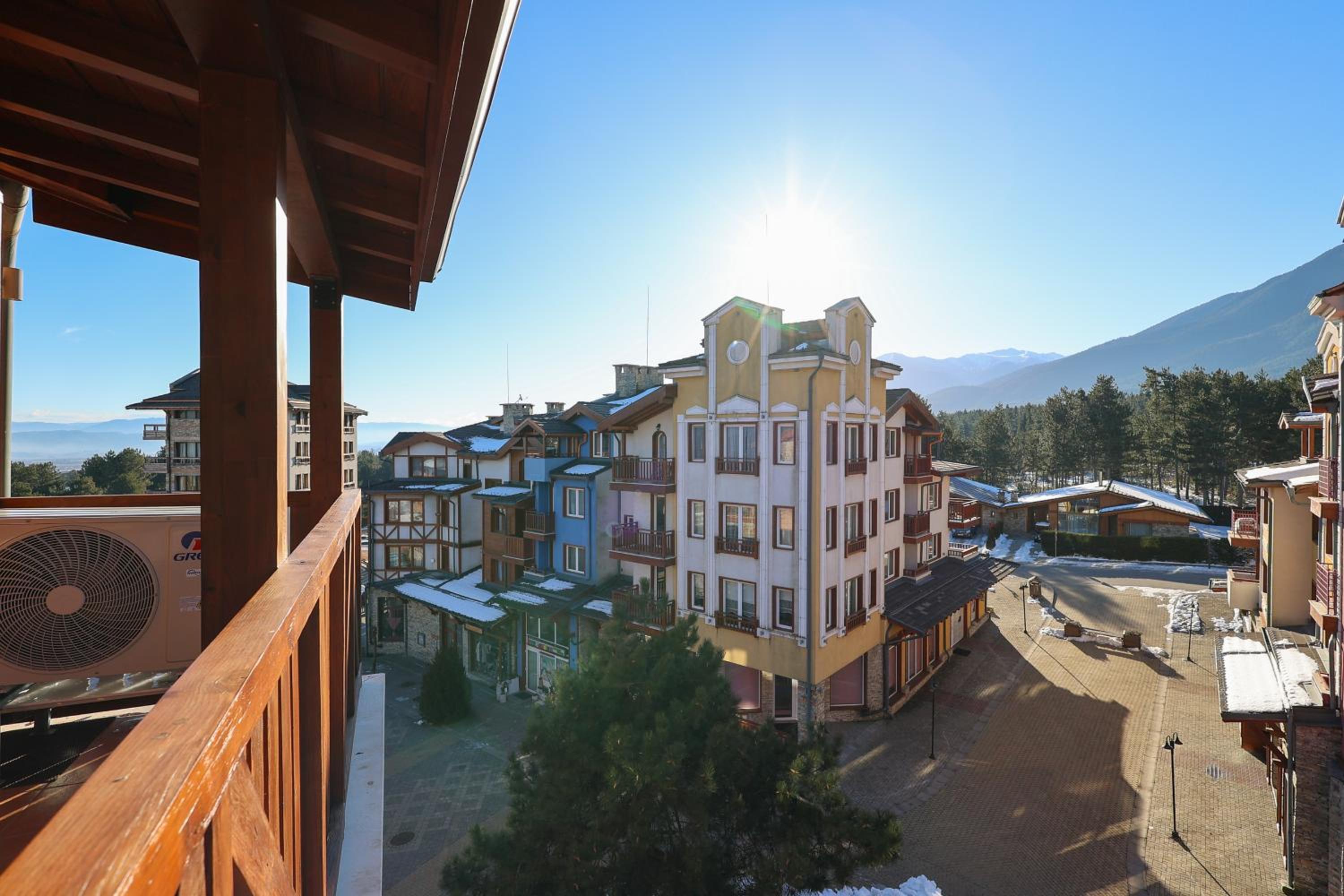 Pirin Golf Mountain View Retreat