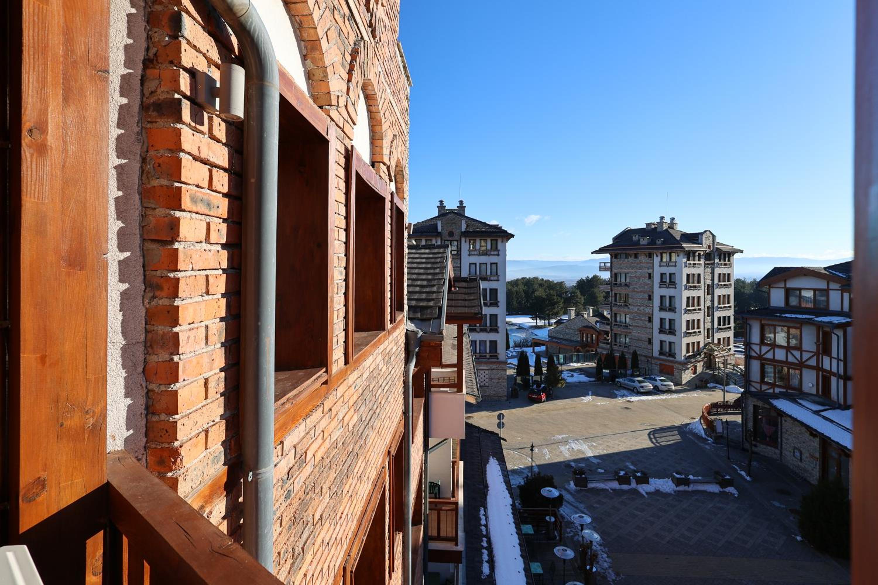 Pirin Golf Mountain View Retreat