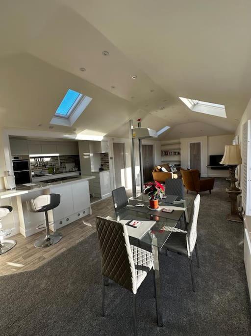 Riverside Seaside Apartment