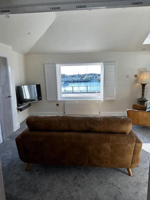 Riverside Seaside Apartment