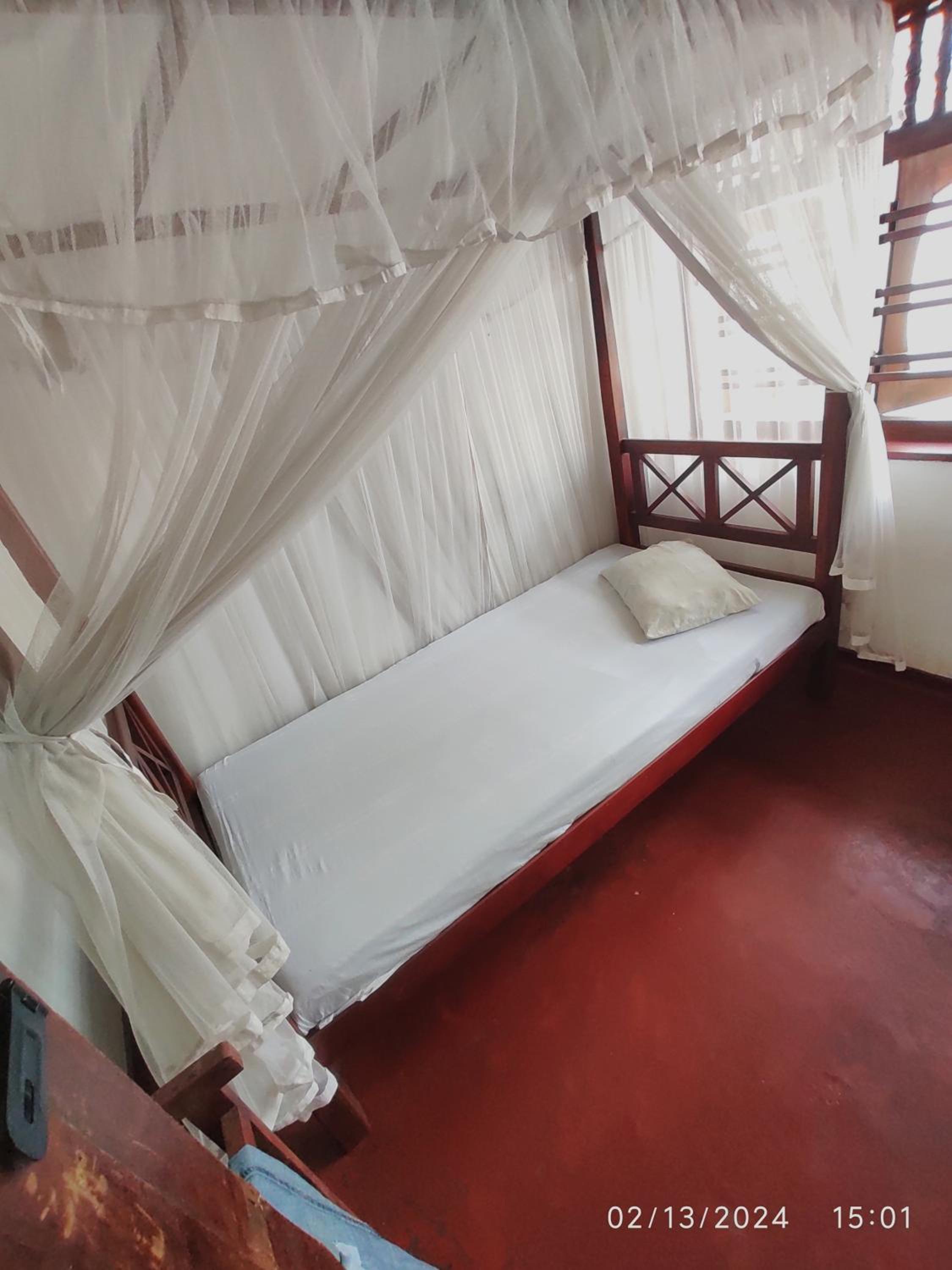 Sheyyes hostel