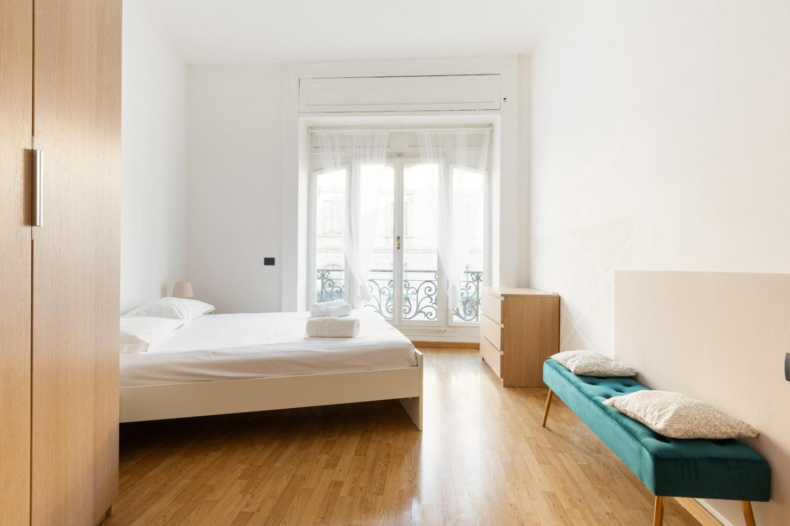 GuestHost - Milano Magenta Long Let Apts