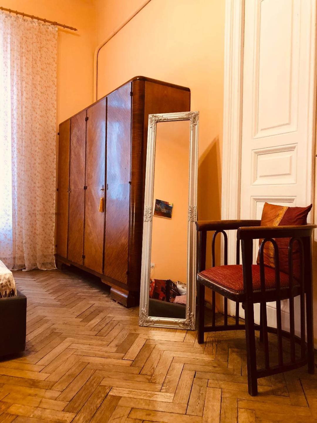 Lvivskiy Zatyshok TWO Bedrooms ISOLATED with Balcony view 5