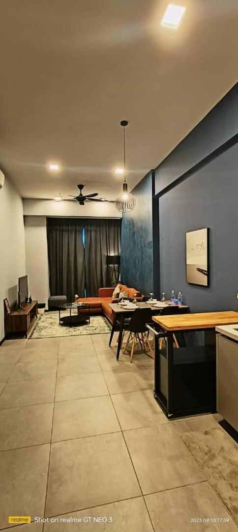 Opus Service Suite At Kuala Lumpur