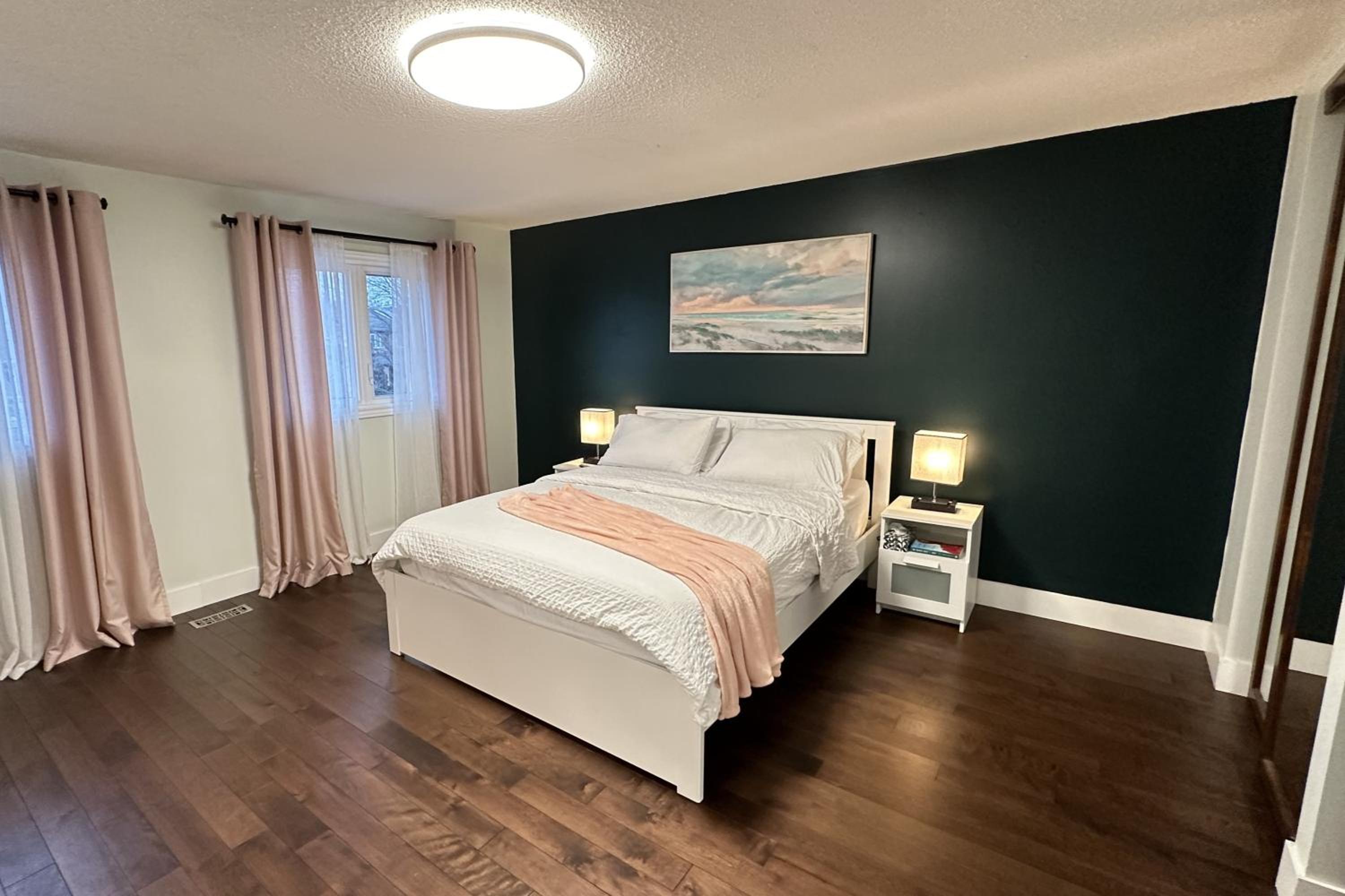 Stylish Home in Prime Location North of Toronto