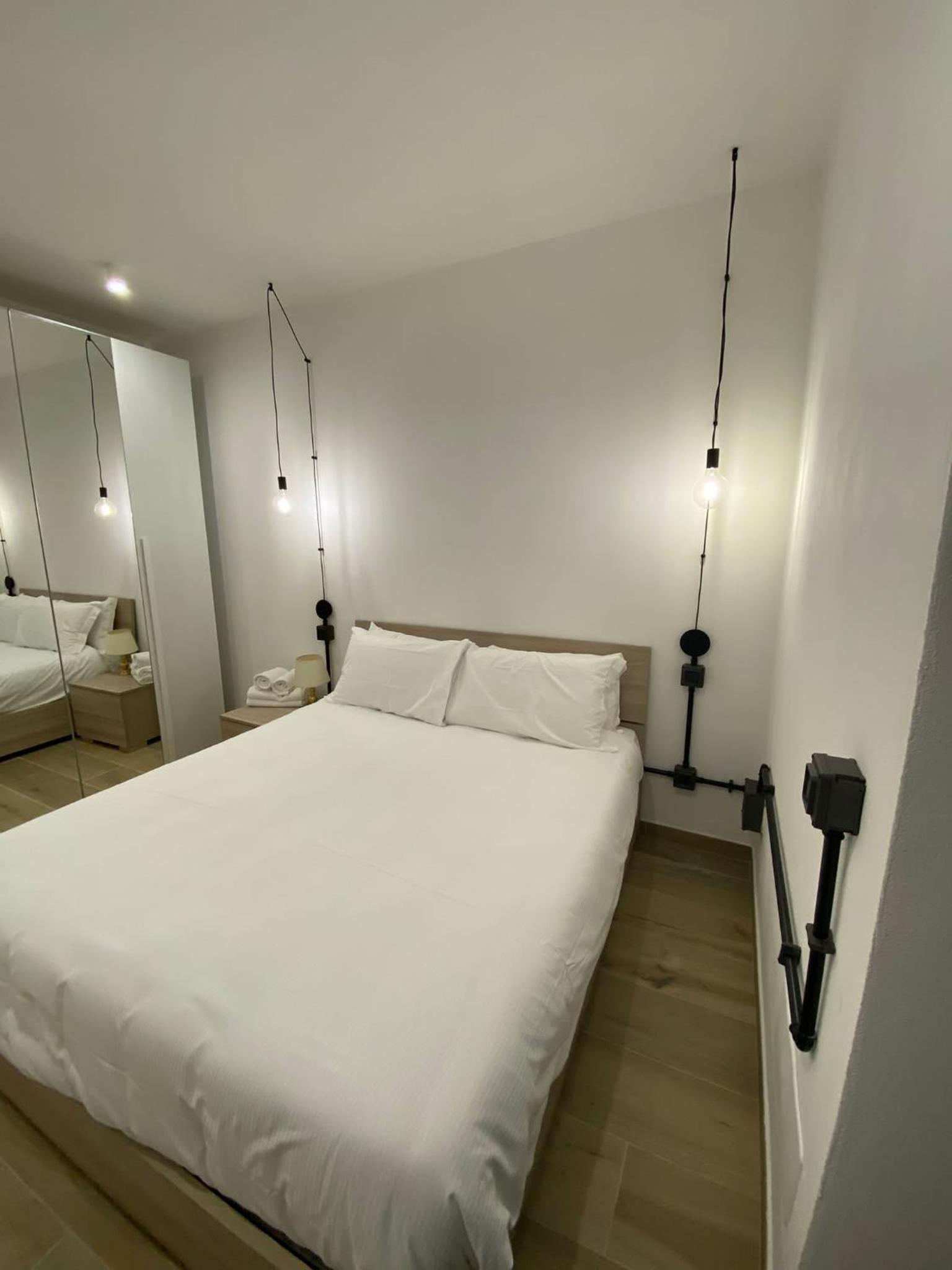 Emerald Apartment