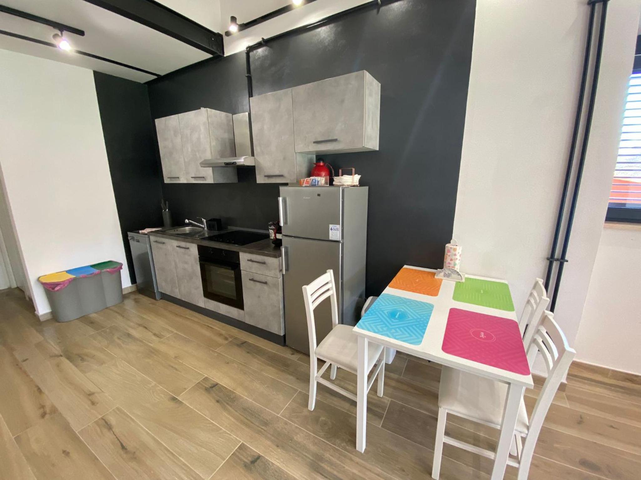 Emerald Apartment