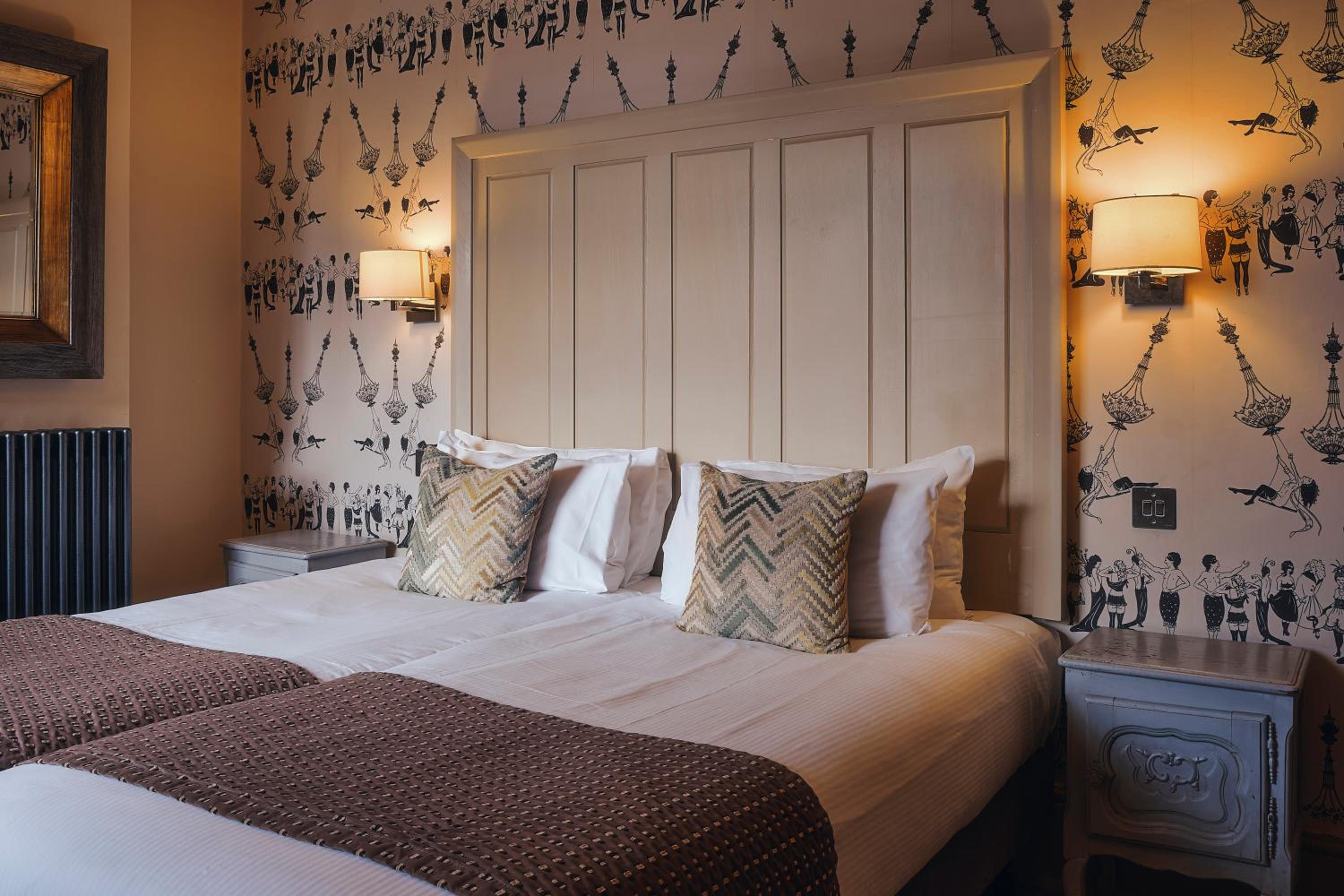 Rose and Crown Stoke Newington photo 4