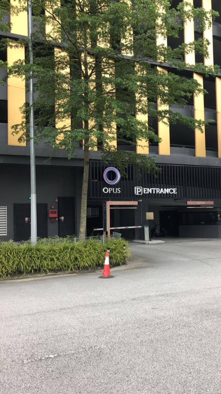 Opus Service Suite At Kuala Lumpur