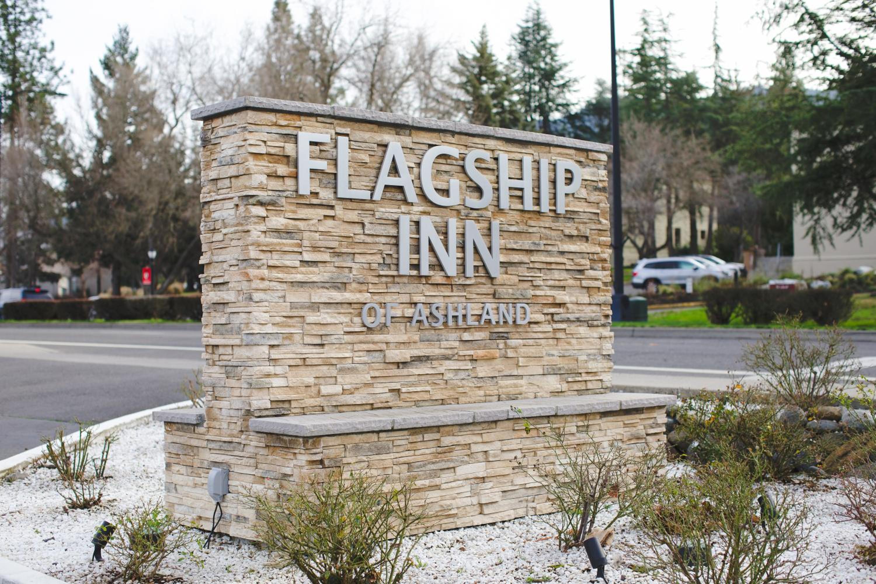 Ashland Vacations - Flagship Inn of Ashland - Property Image 28