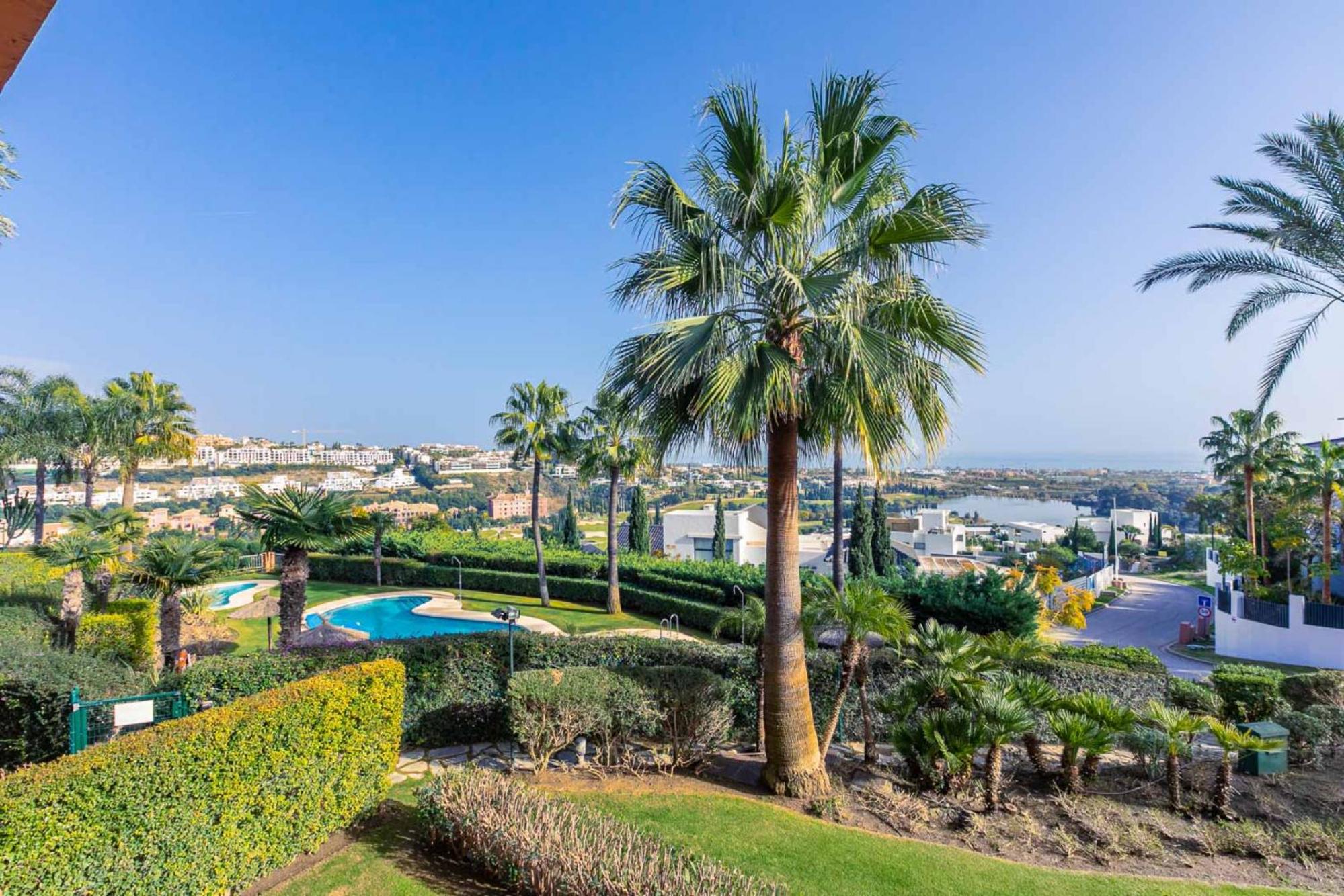 Royal Flamingos Sea View Apartman