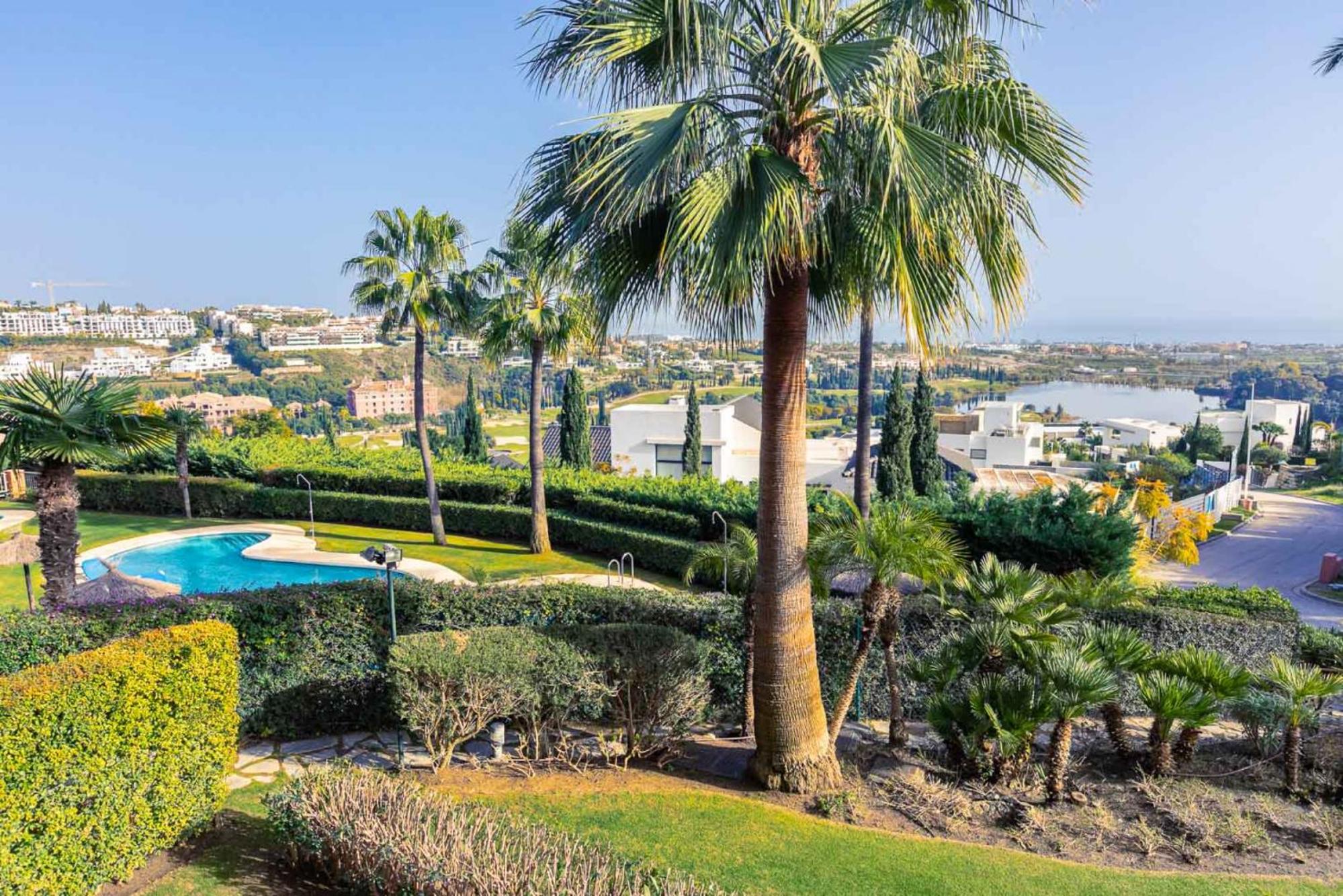 Royal Flamingos Sea View Apartman