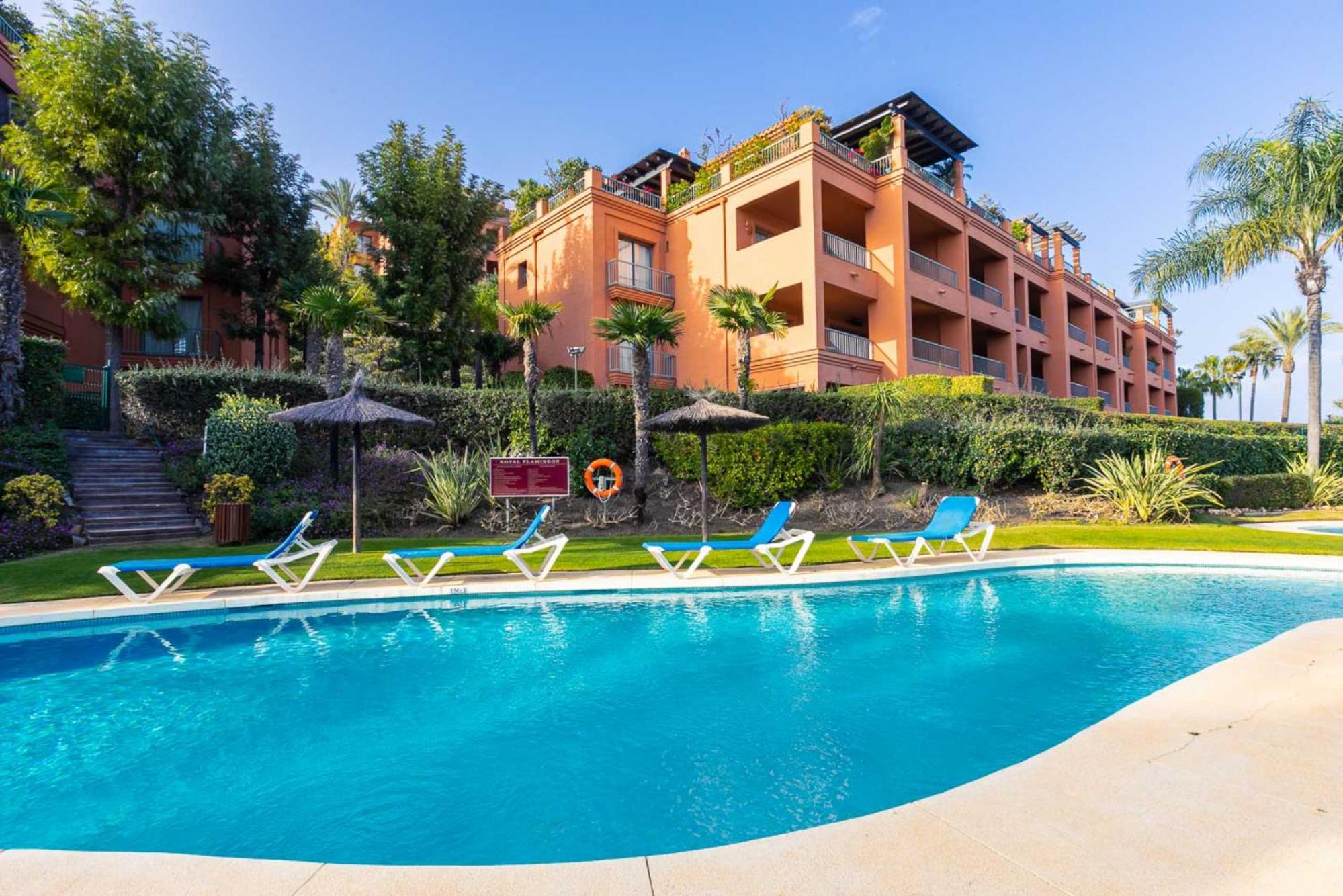 Royal Flamingos Sea View Apartman
