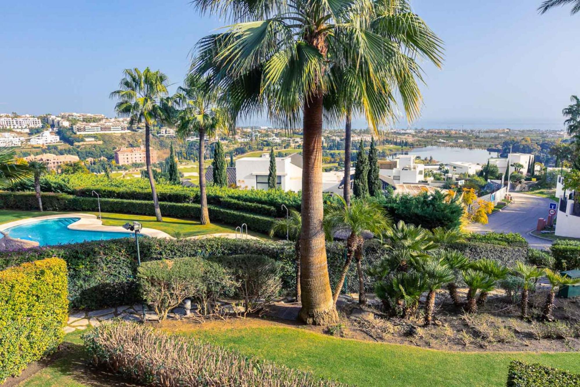 Royal Flamingos Sea View Apartman