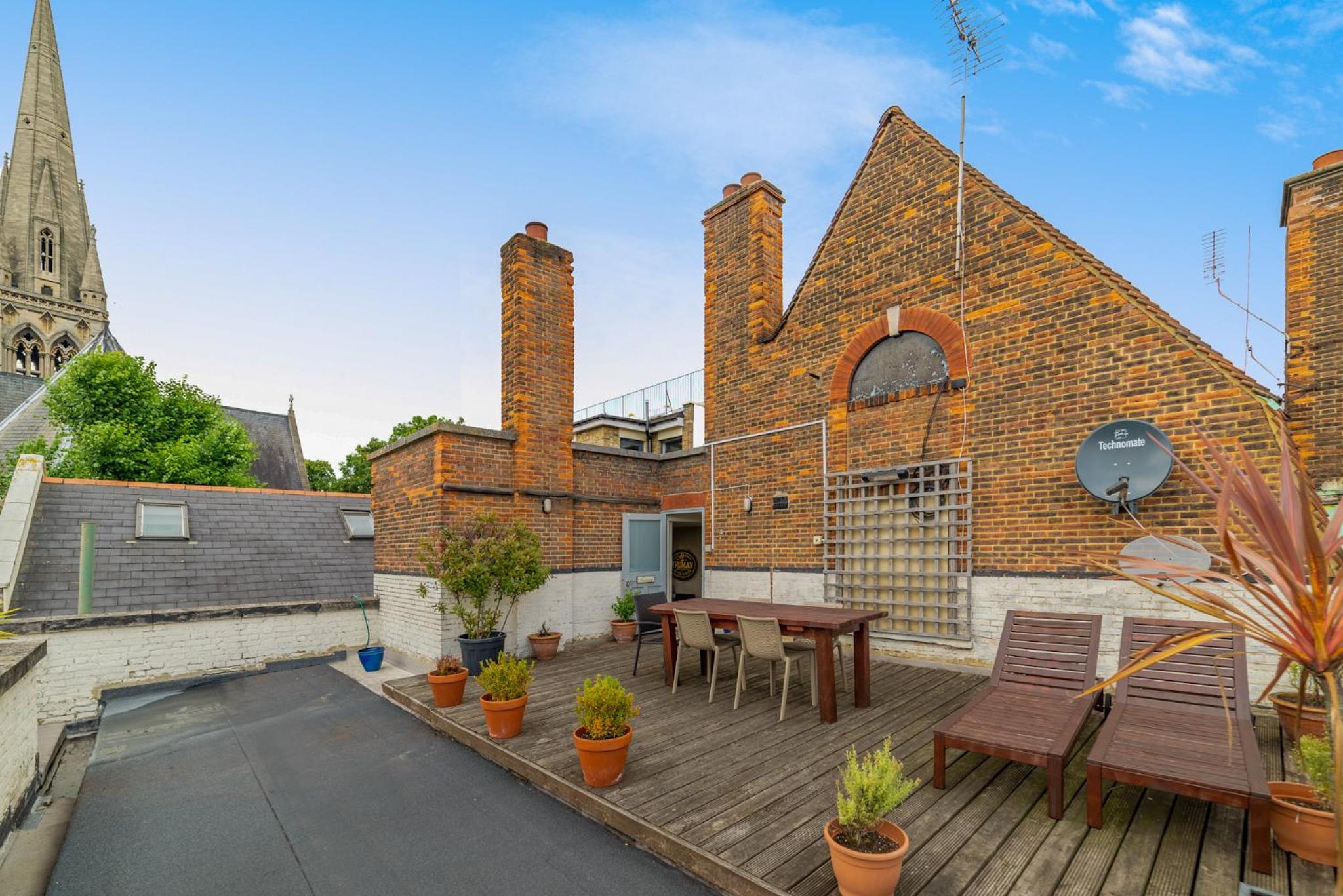 Rose and Crown Stoke Newington photo 5