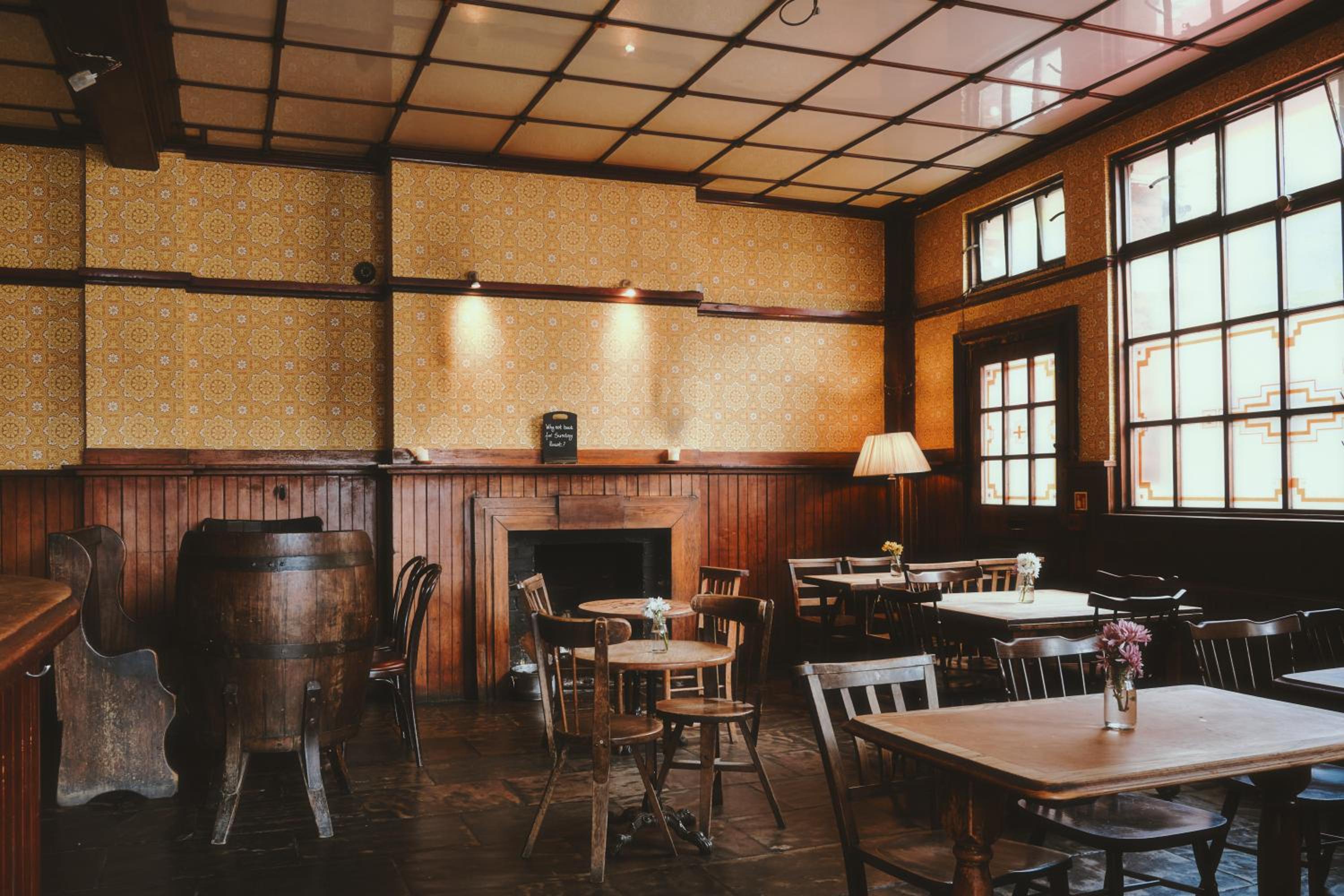 restaurant