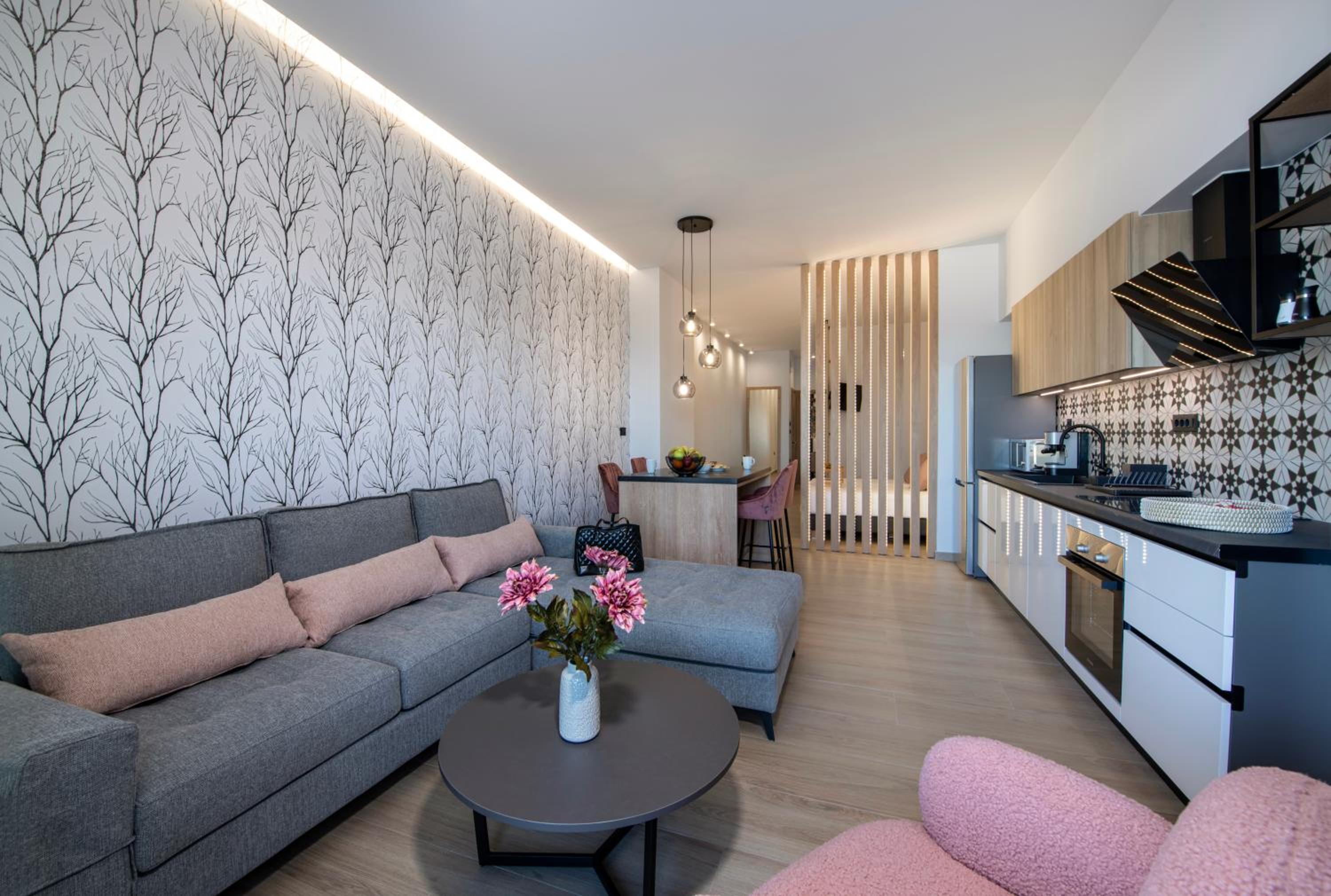ALPHA SUITES