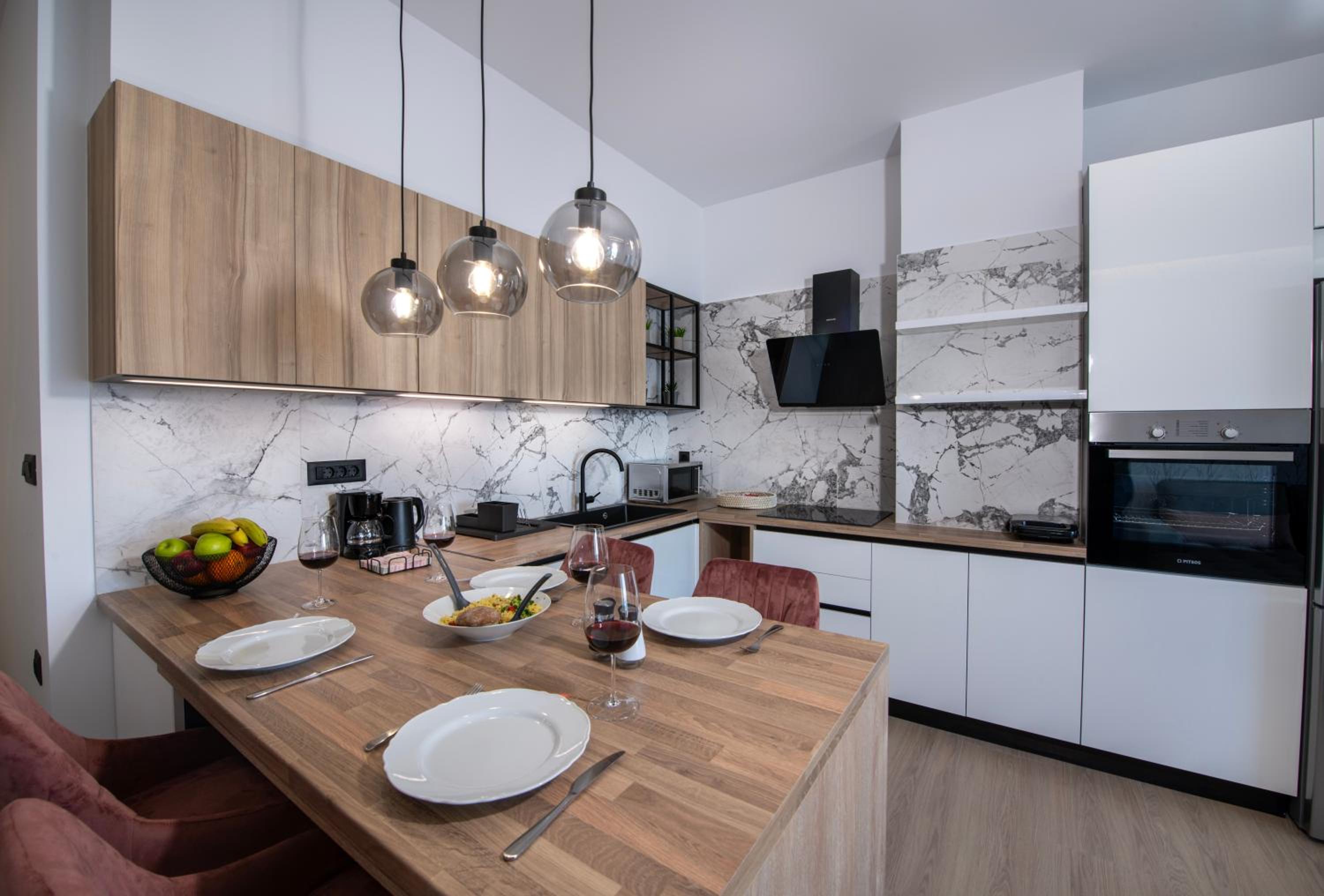 ALPHA SUITES