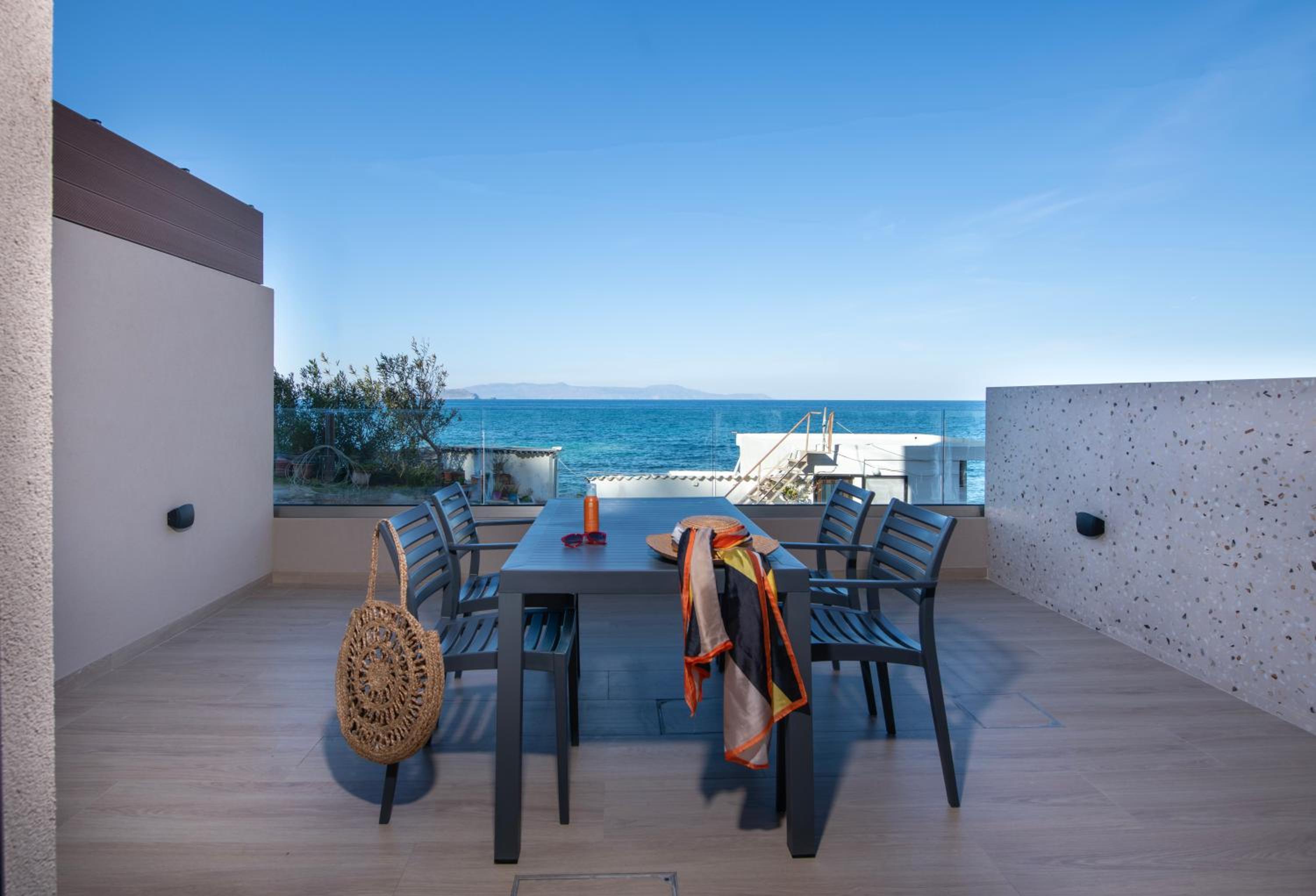 ALPHA SUITES