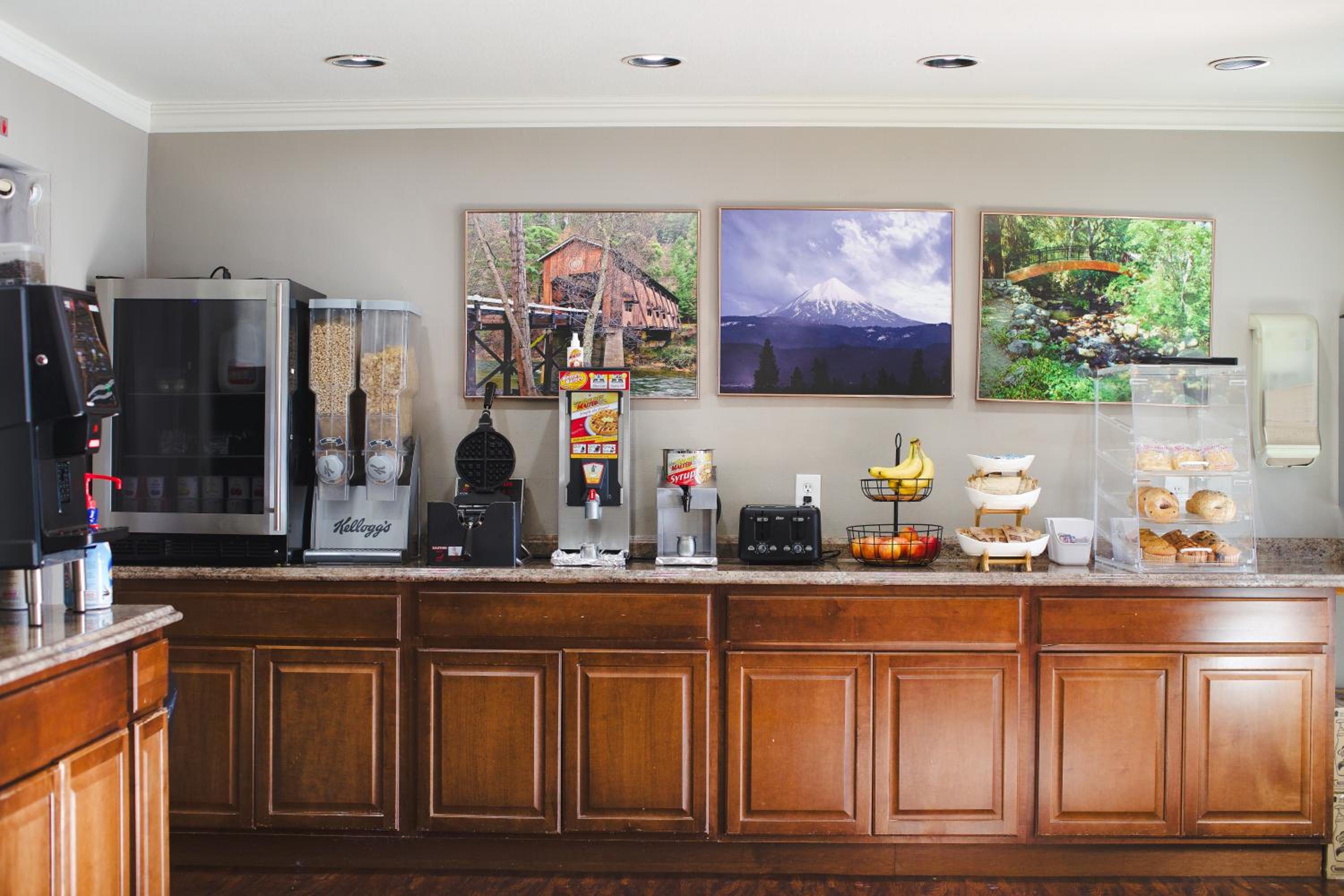 Ashland Vacations - Flagship Inn of Ashland - Property Image 19