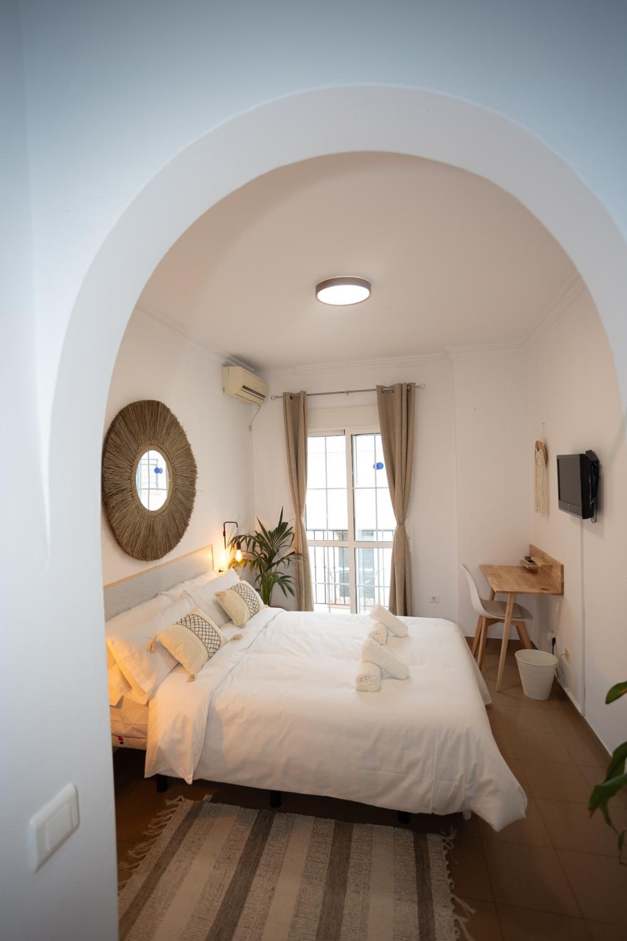 Naim Guest House Nerja
