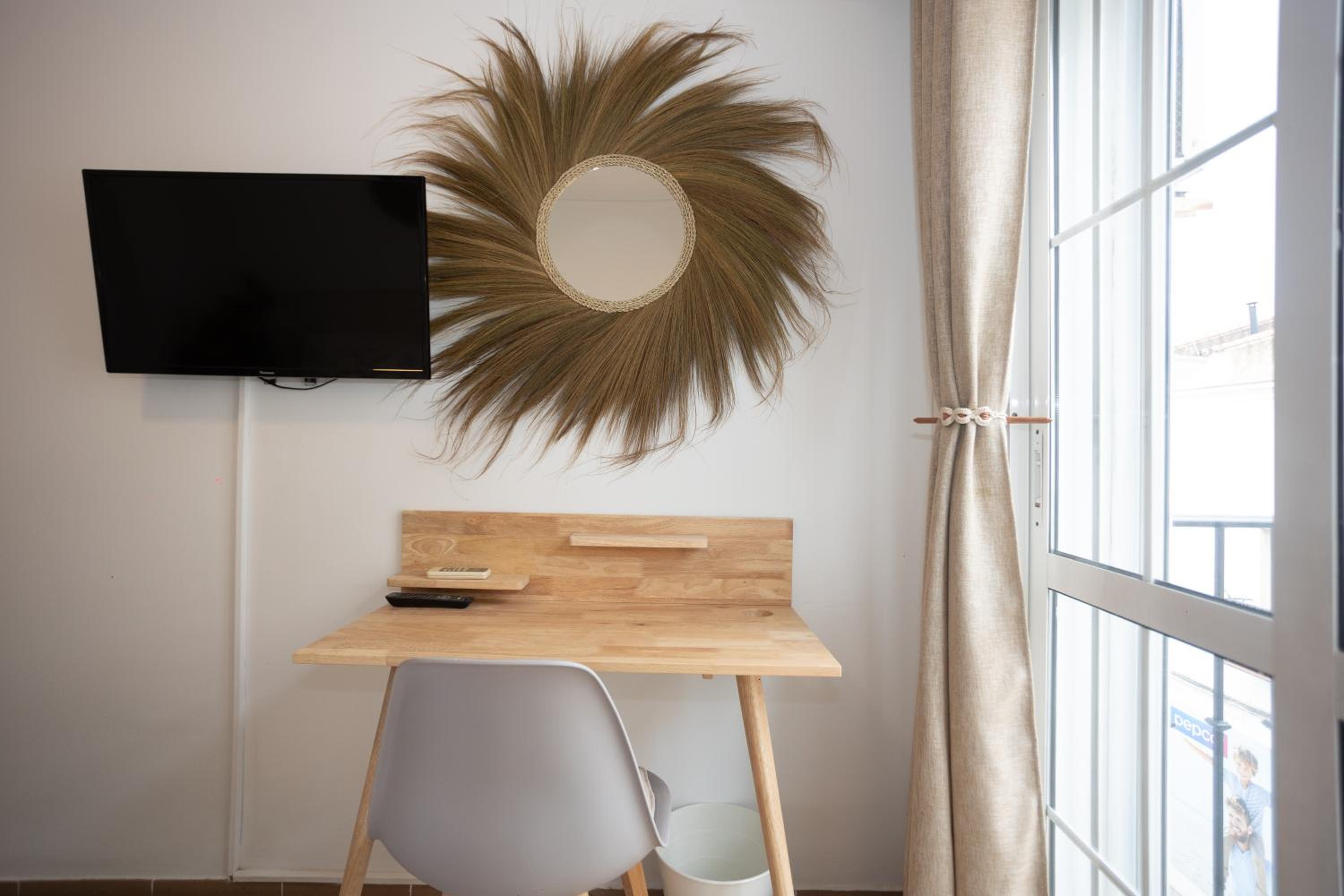 Naim Guest House Nerja