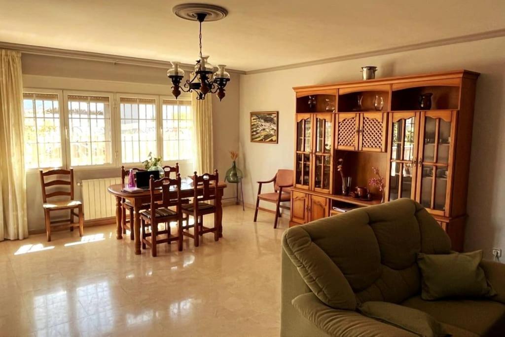 Casa Polícar Marta