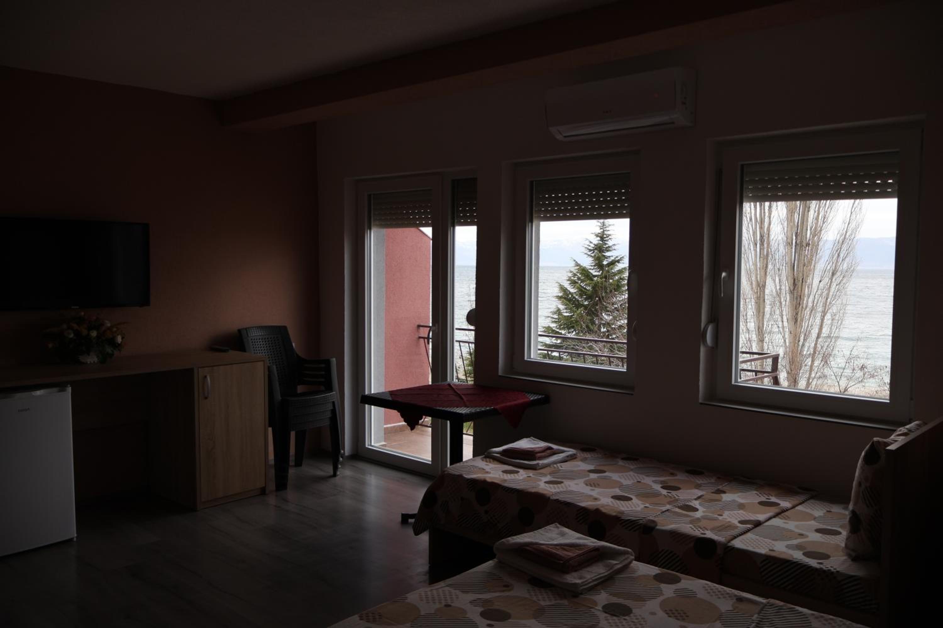 Photo 43