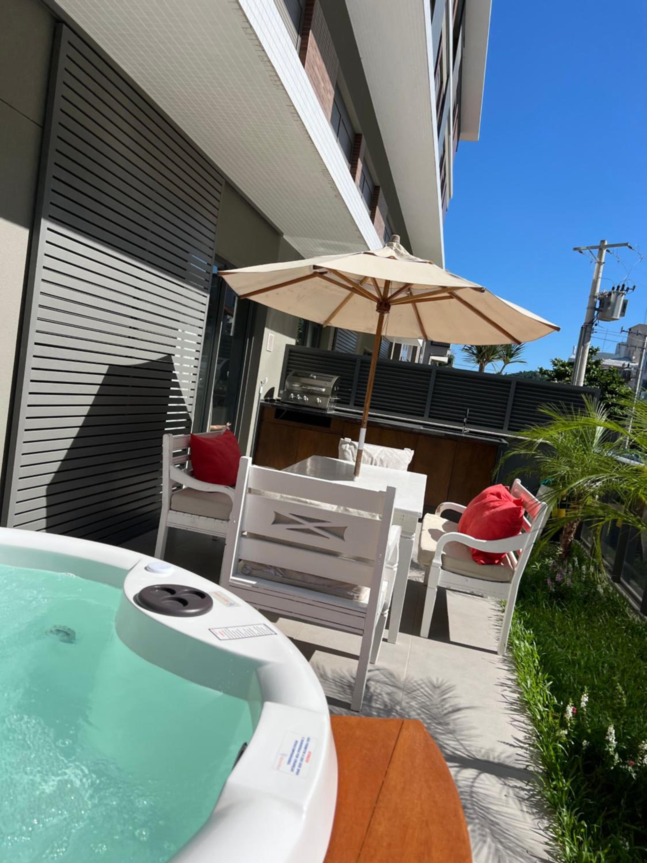 Loft garden Jurerê próximo a praia