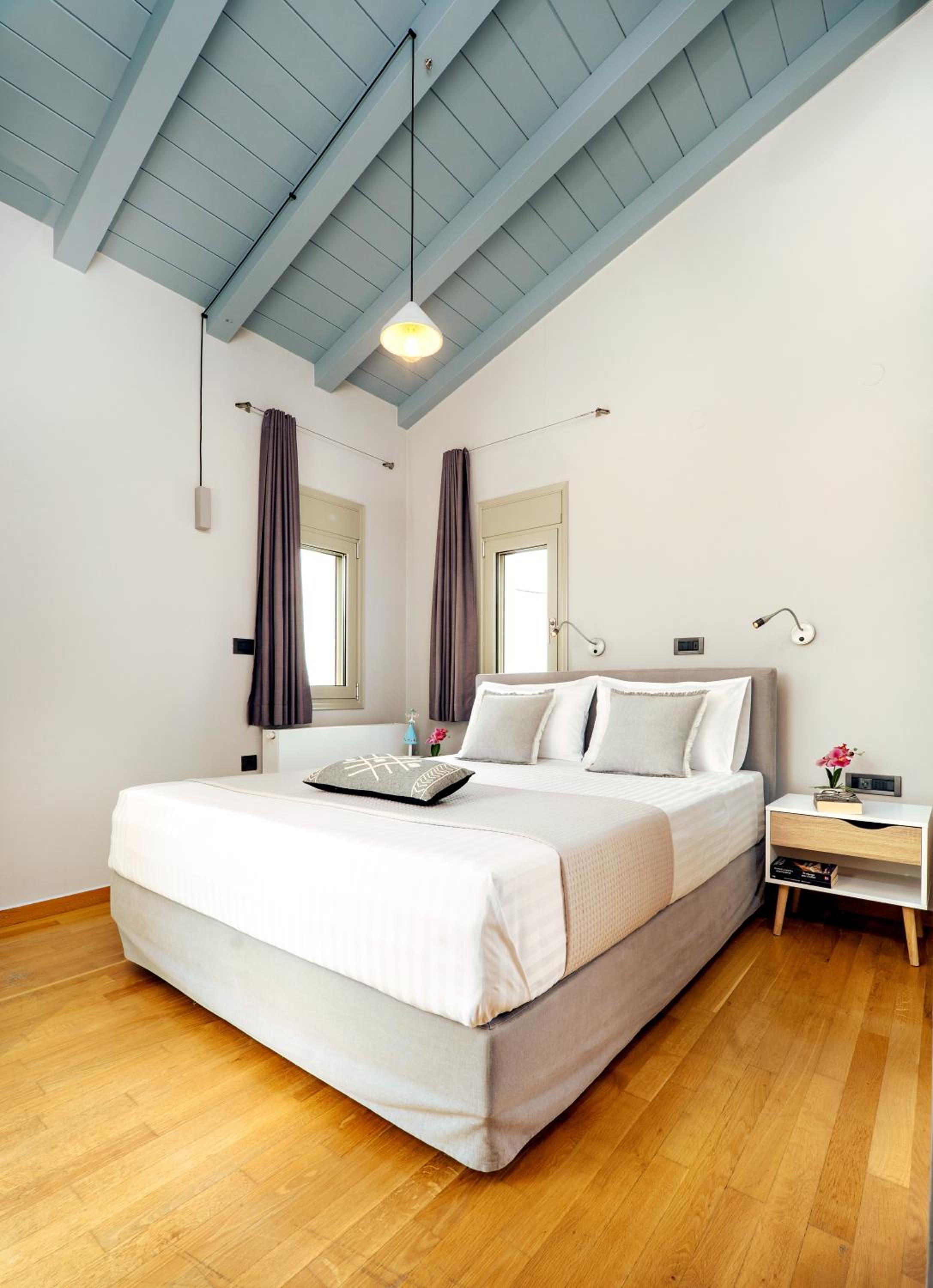 La Casa Di Fiori Stylish Holiday Home view 5
