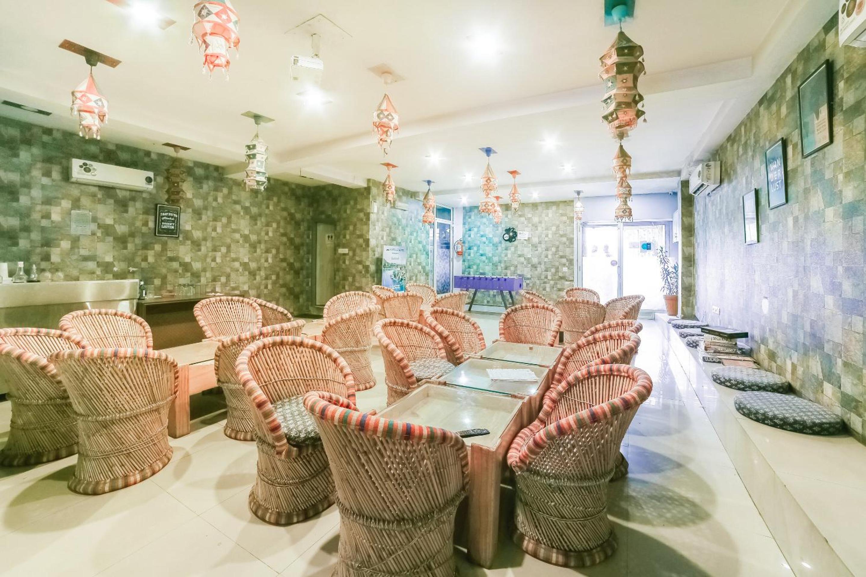 lounge